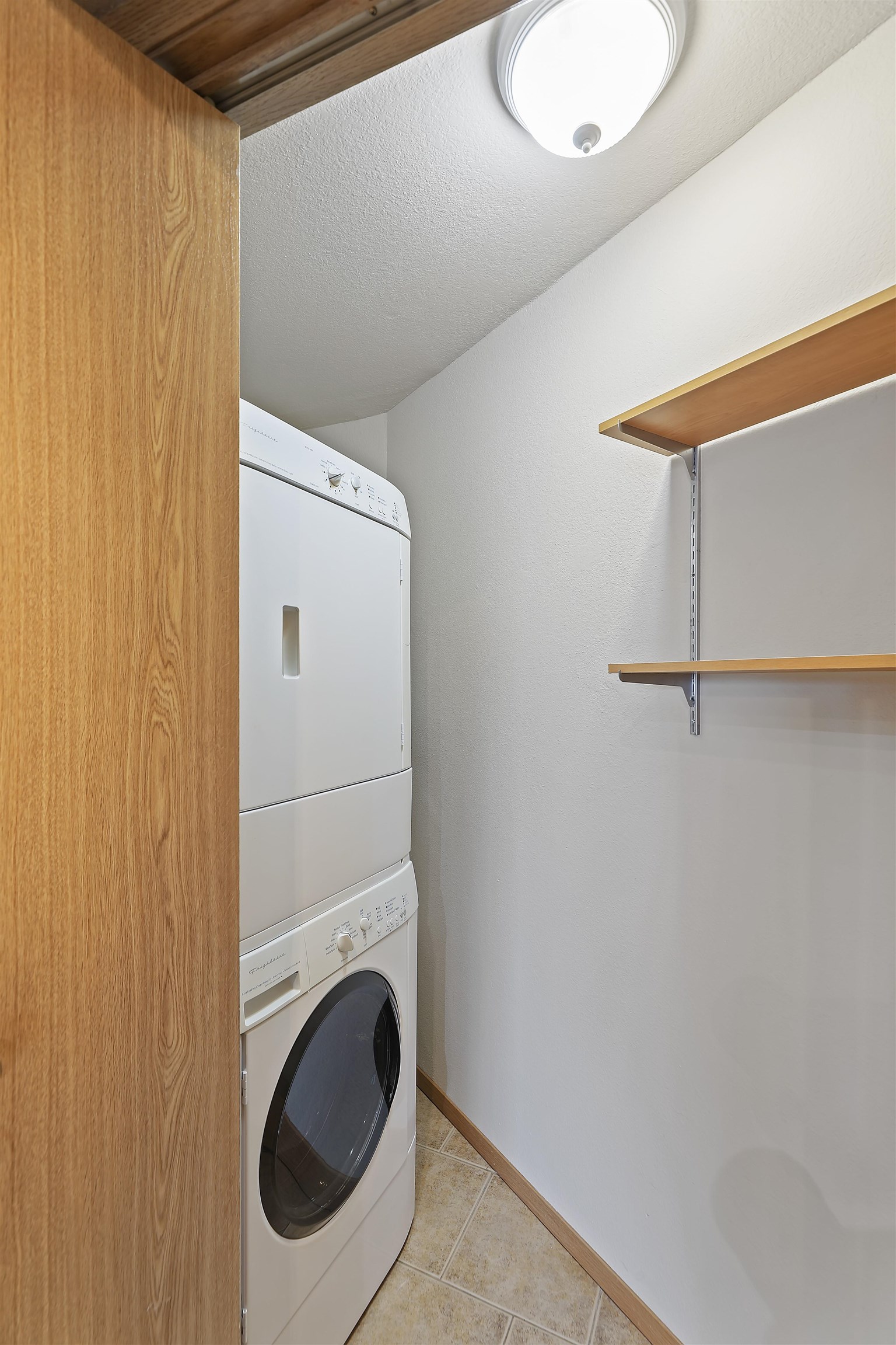1711 W 7th Ave - Photo 8