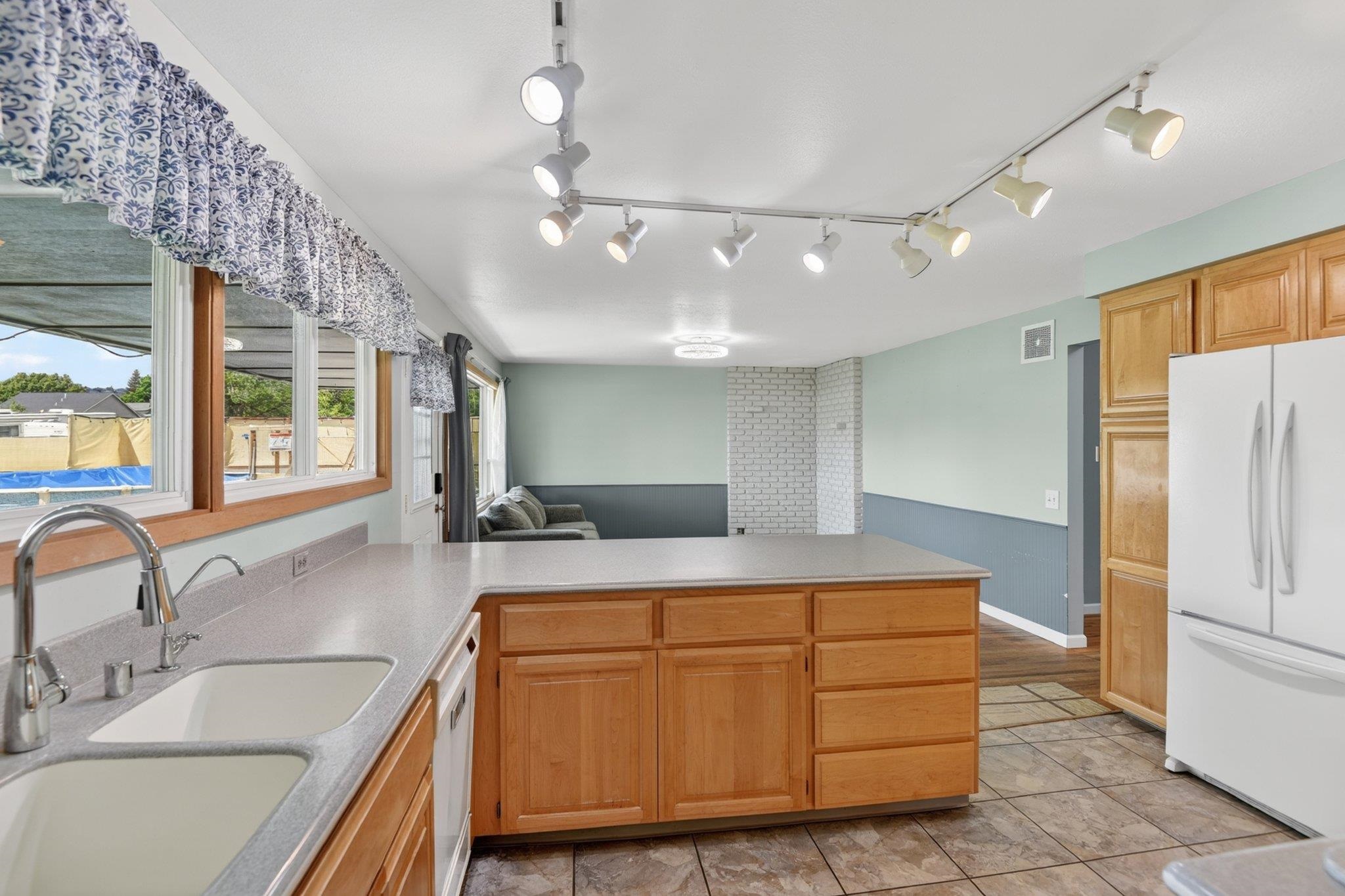 4107 N Herald Rd - Photo 10