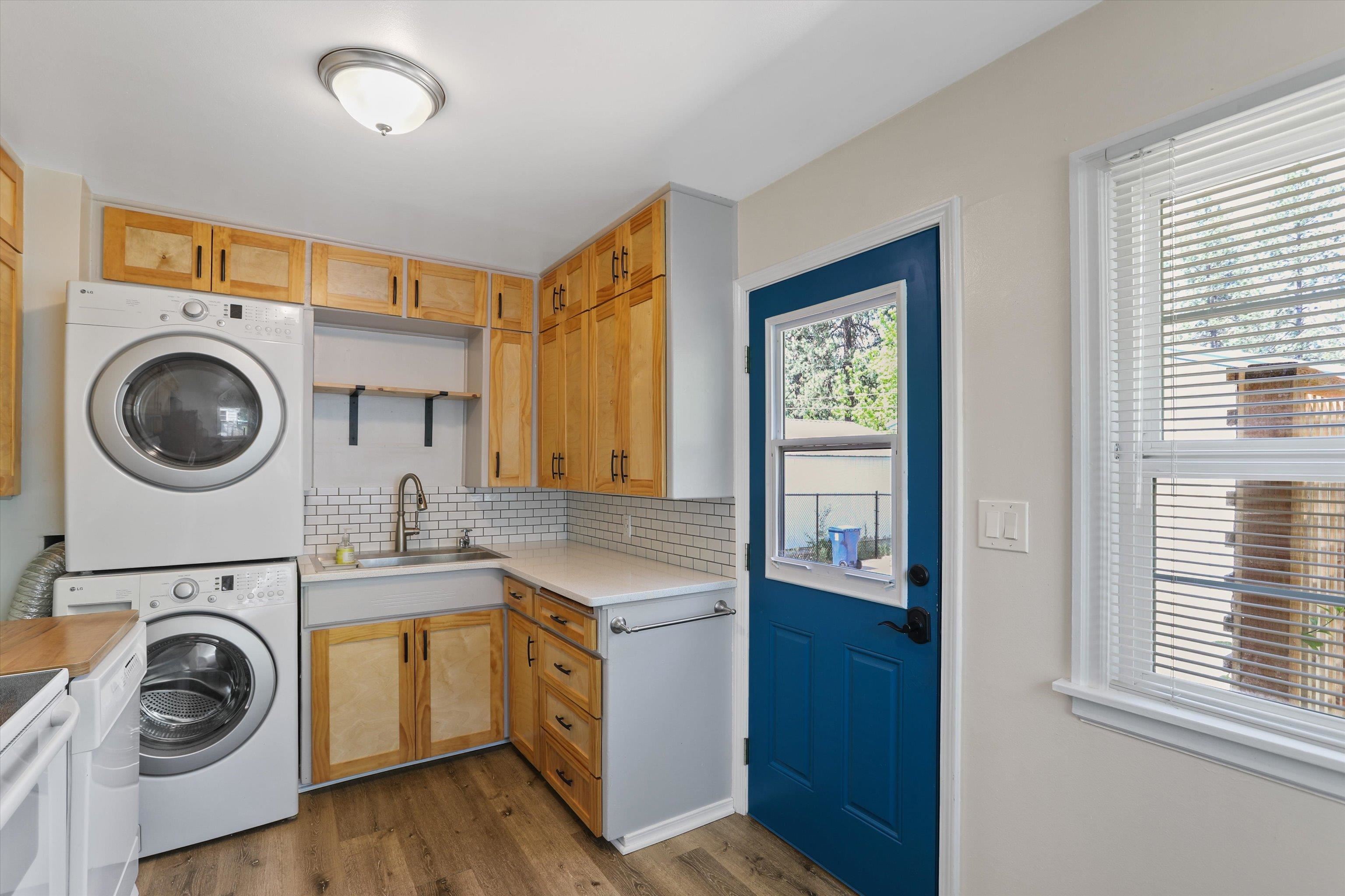 1623 E 40th Ave - Photo 6