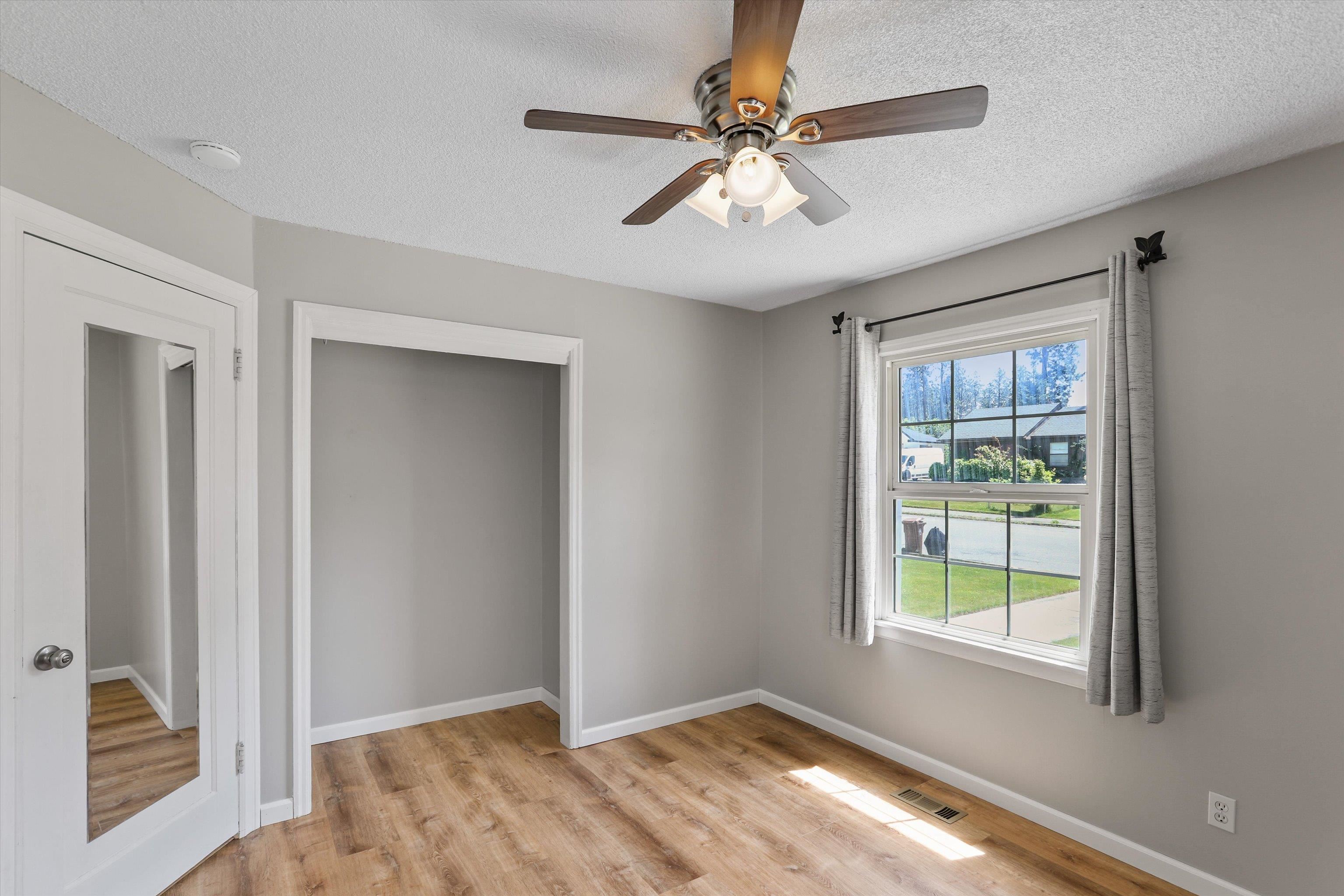 1623 E 40th Ave - Photo 12