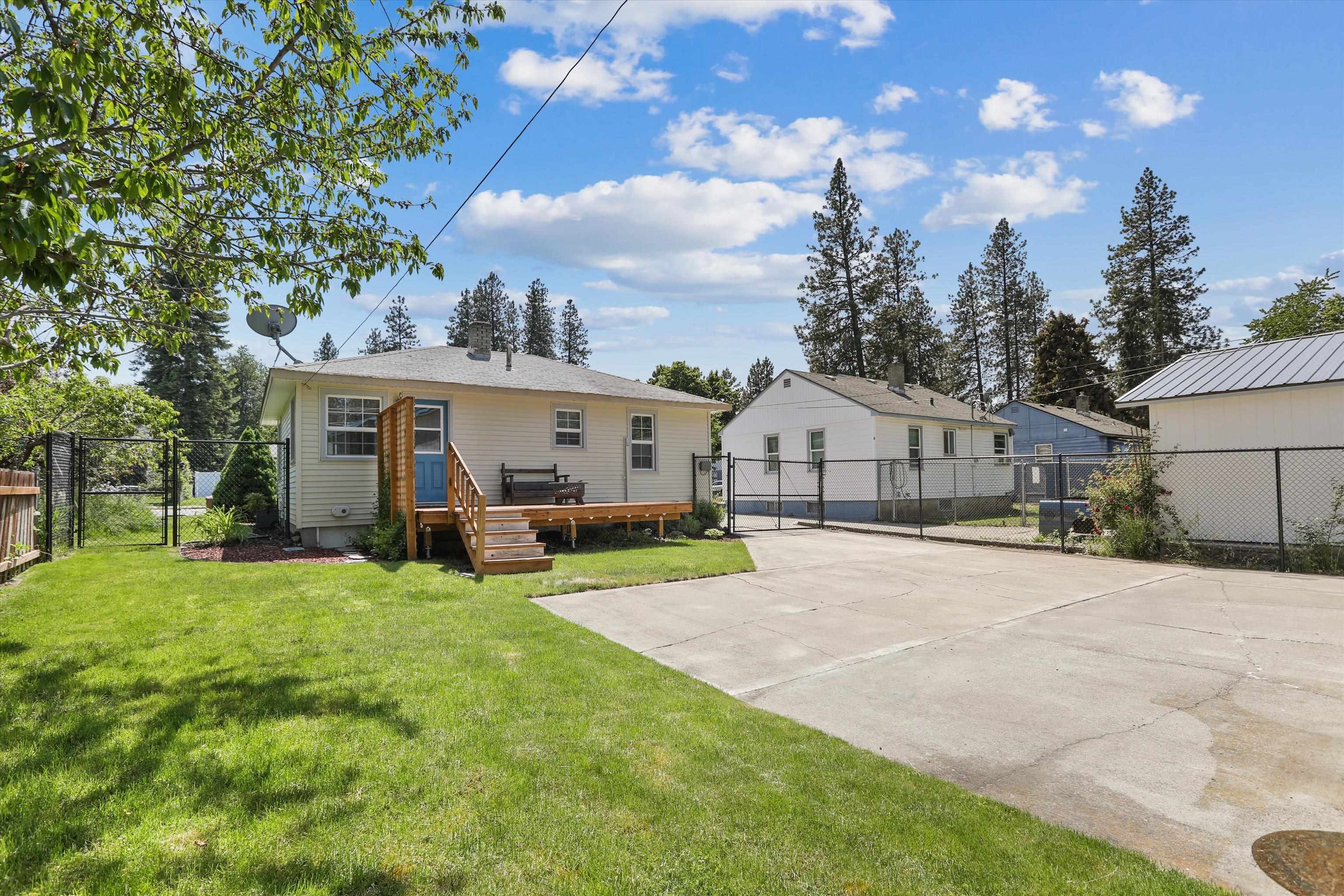 1623 E 40th Ave - Photo 17