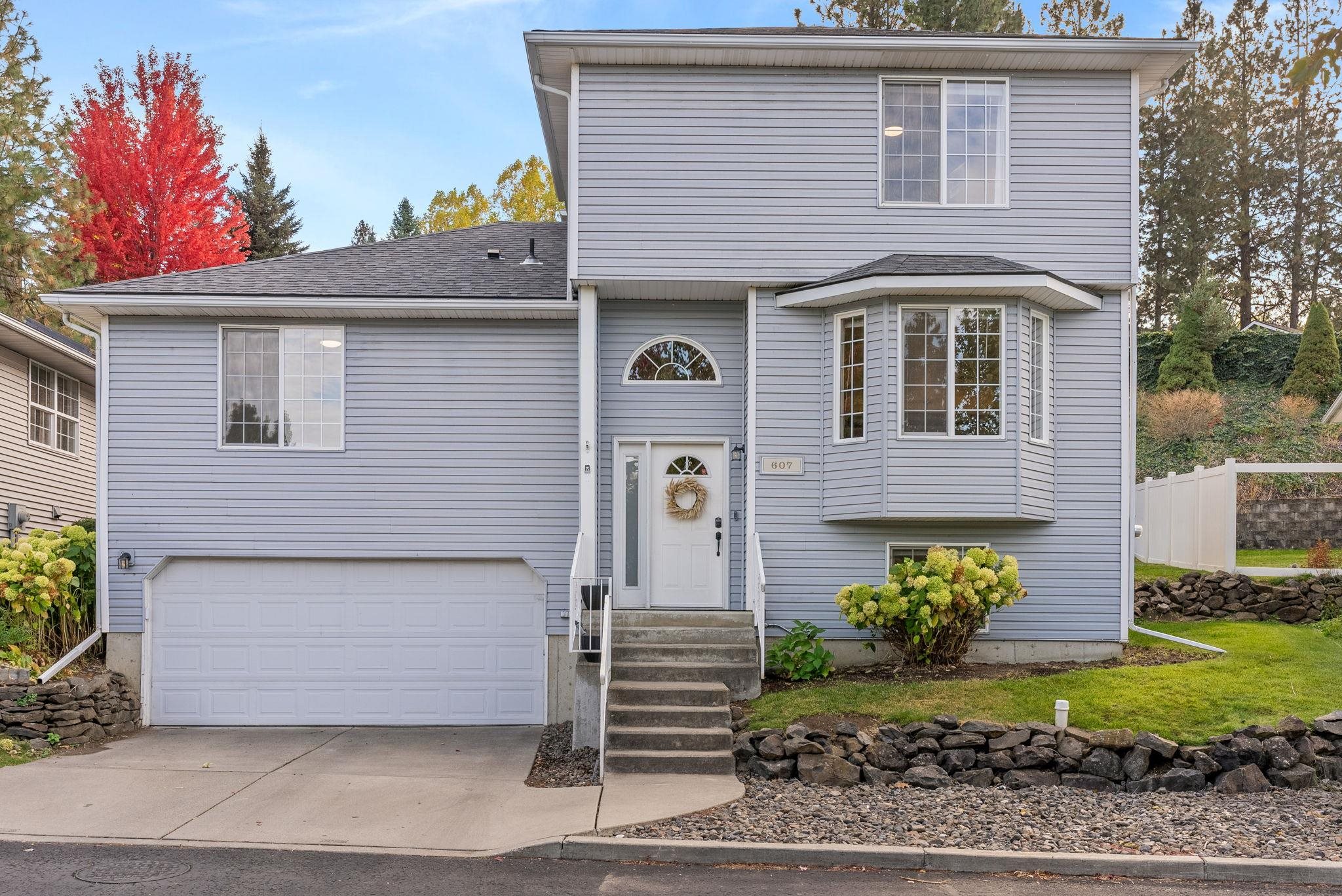 607 W Persimmon Ln - Photo 1