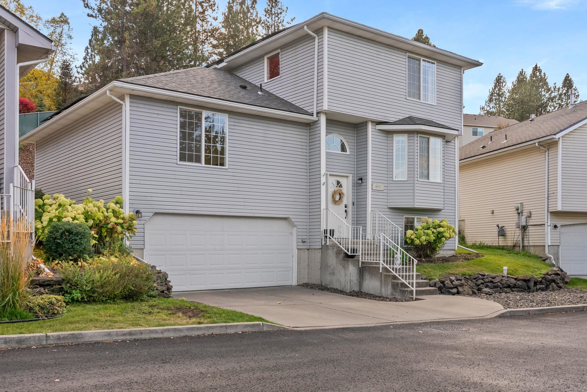 607 W Persimmon Ln - Photo 2