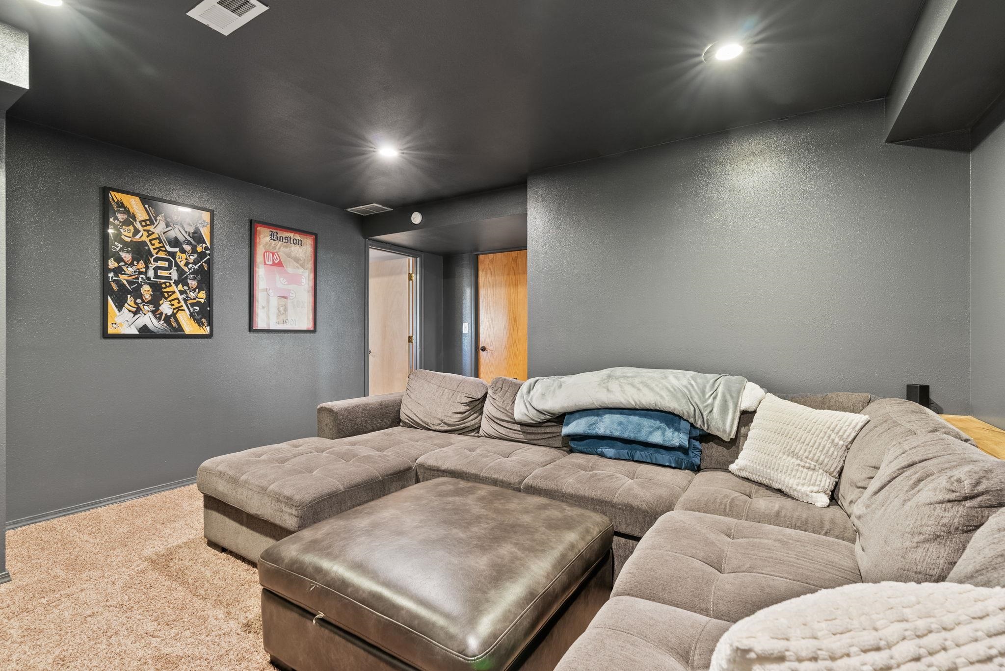 607 W Persimmon Ln - Photo 30