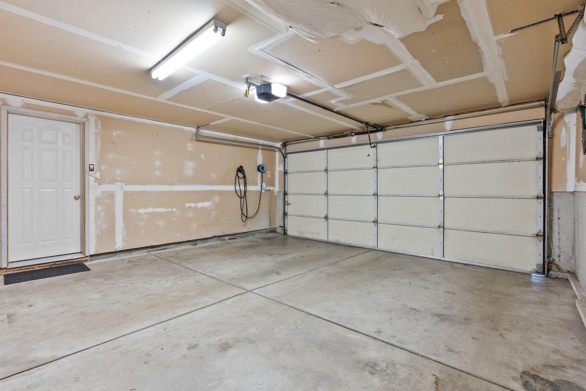 607 W Persimmon Ln - Photo 32