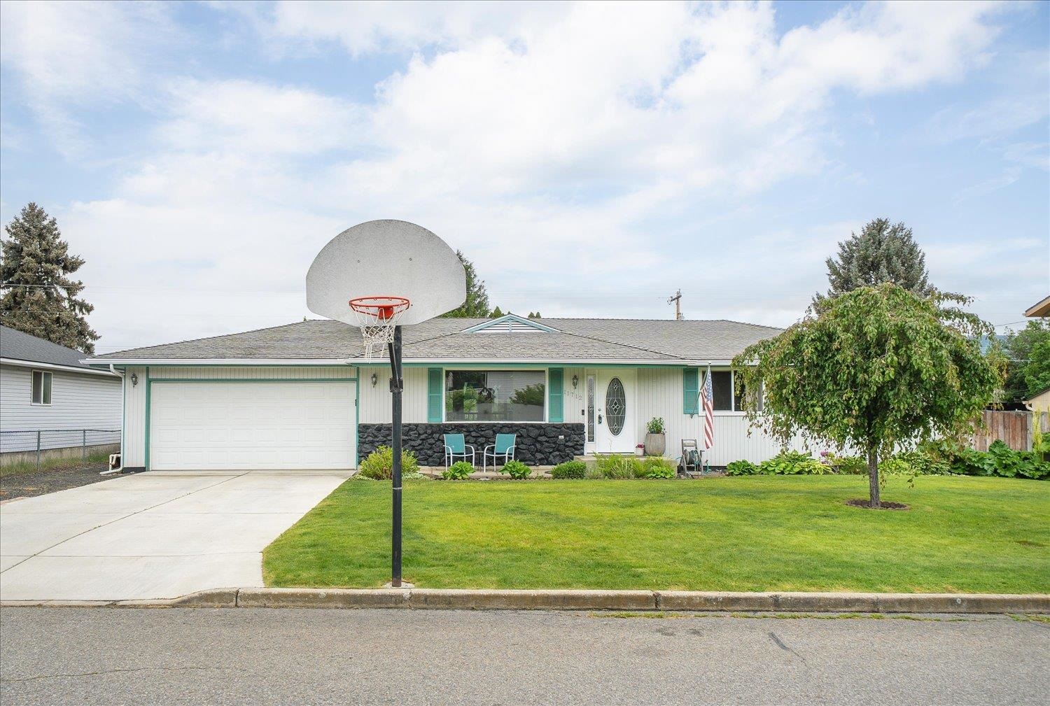 11712 E 31st Ave - Photo 49