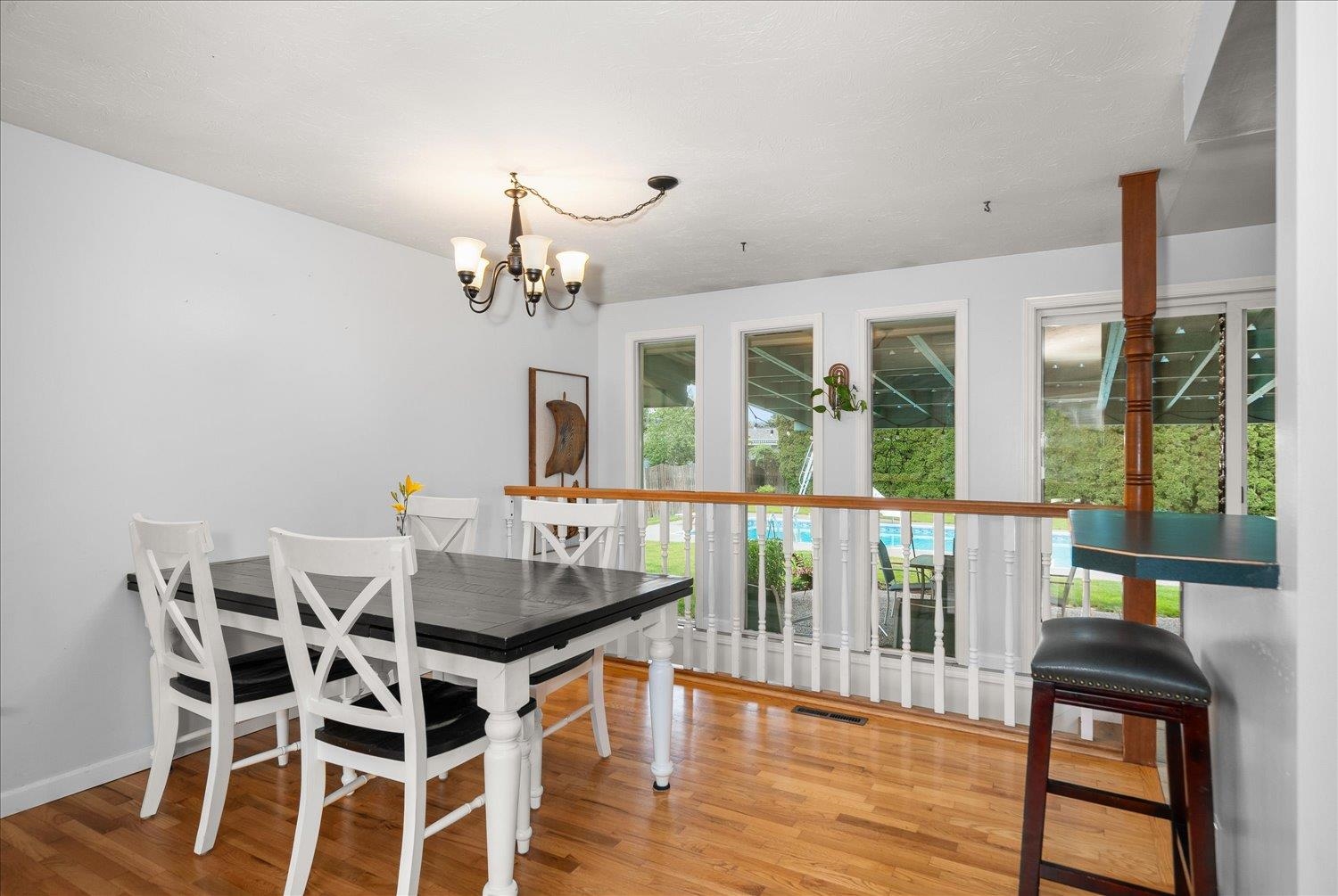 11712 E 31st Ave - Photo 7