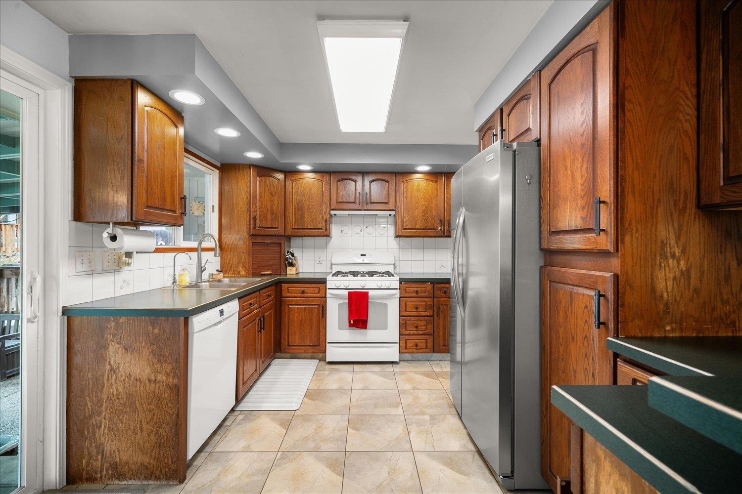 11712 E 31st Ave - Photo 9