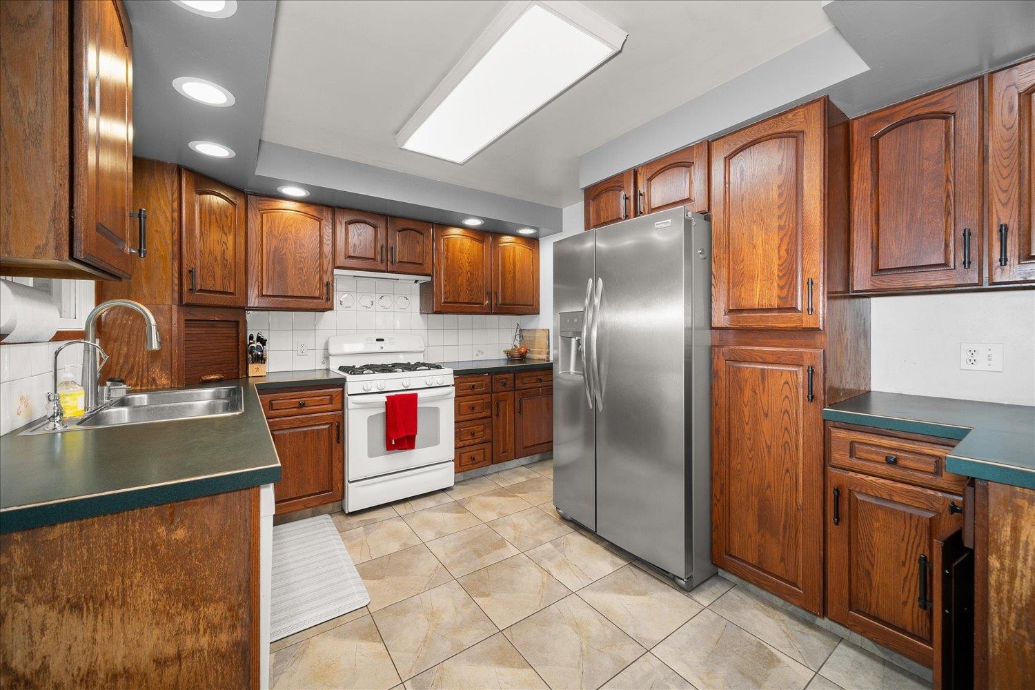 11712 E 31st Ave - Photo 10