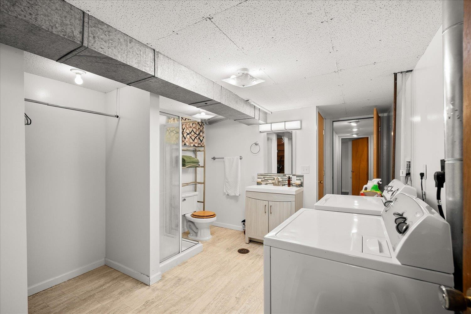 11712 E 31st Ave - Photo 23