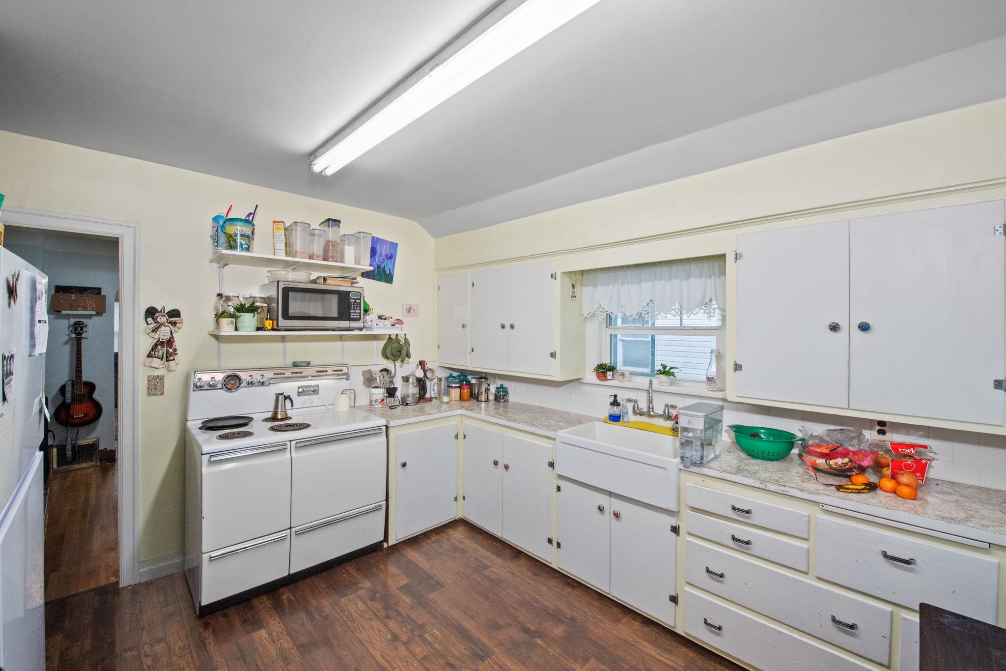 1023 W PROVIDENCE Ave - Photo 12