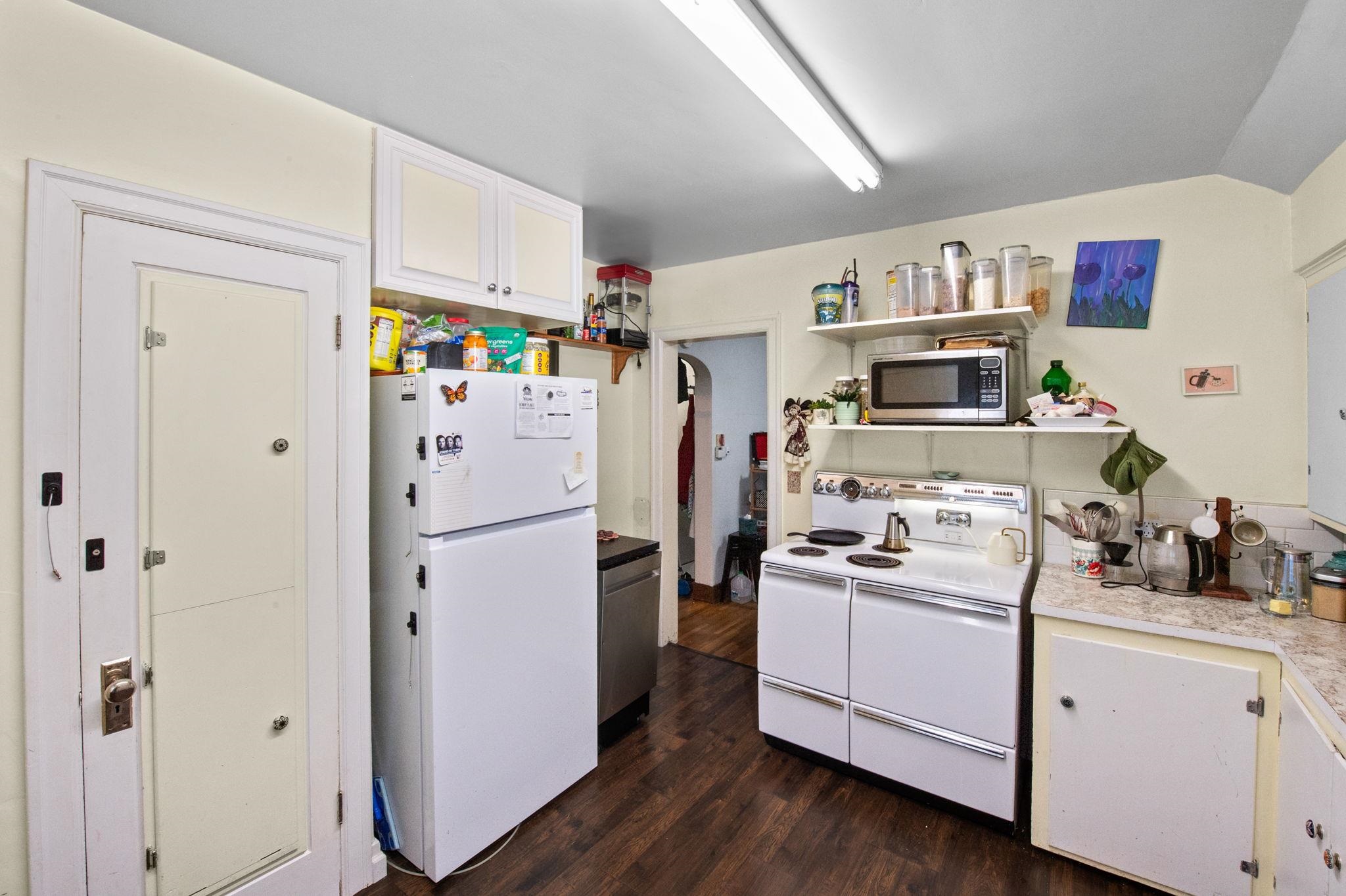 1023 W PROVIDENCE Ave - Photo 13