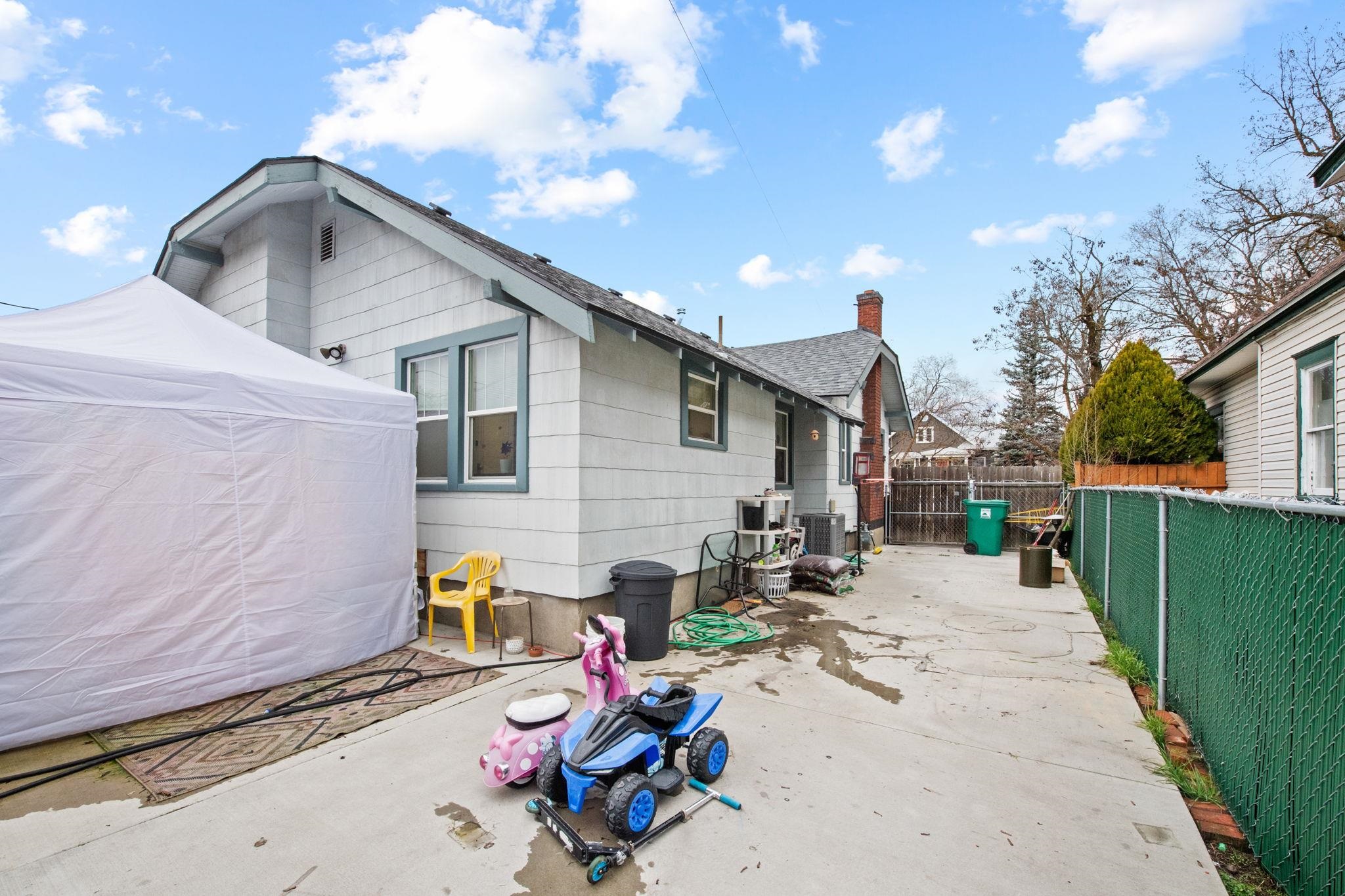 1023 W PROVIDENCE Ave - Photo 24