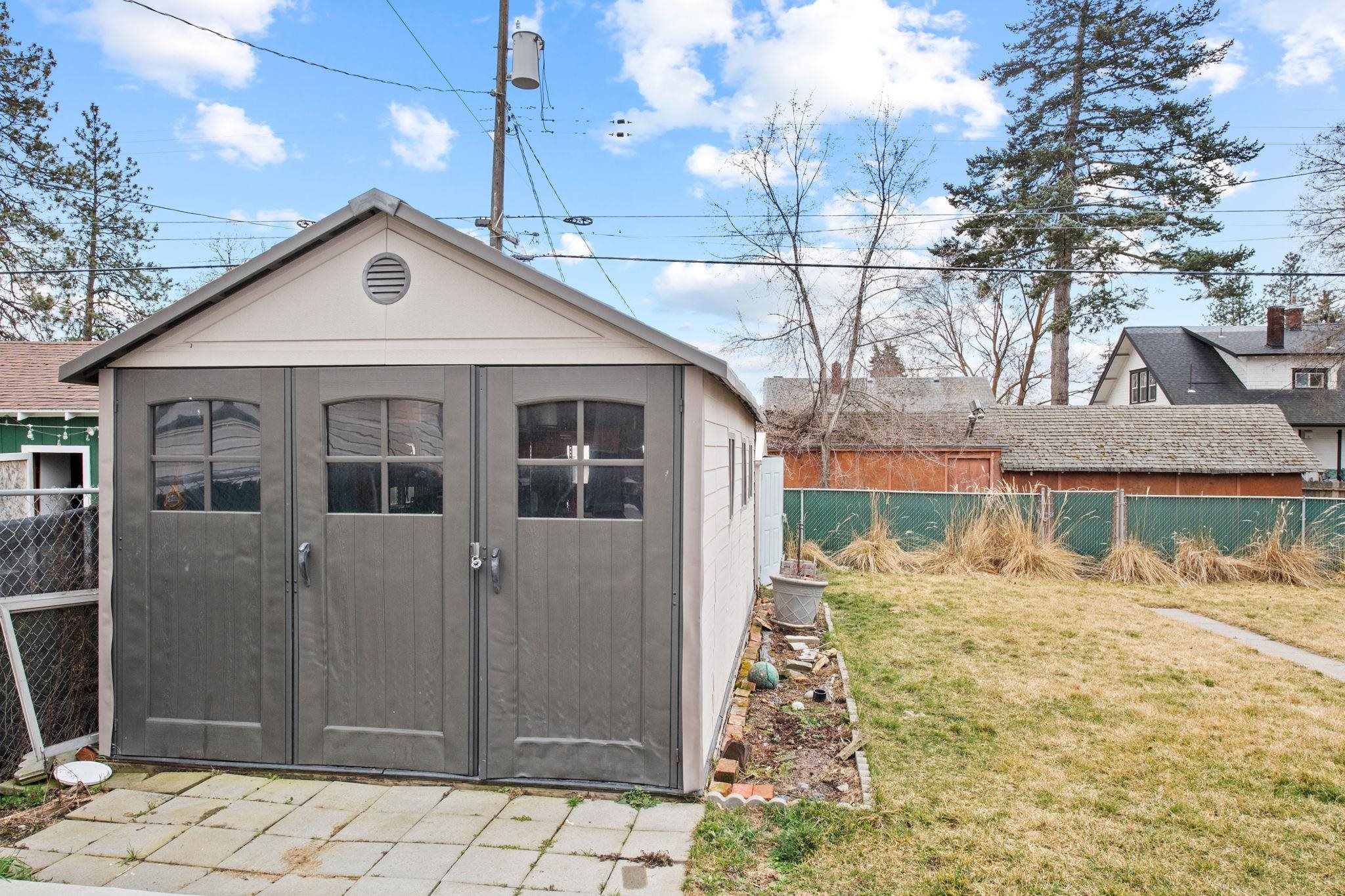 1023 W PROVIDENCE Ave - Photo 25