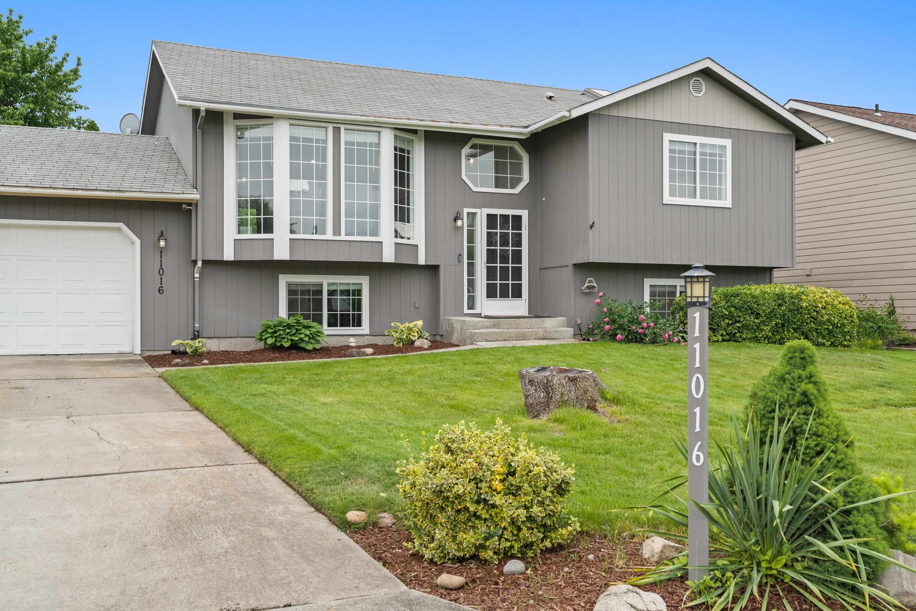 11016 E 5th Ct - Photo 2