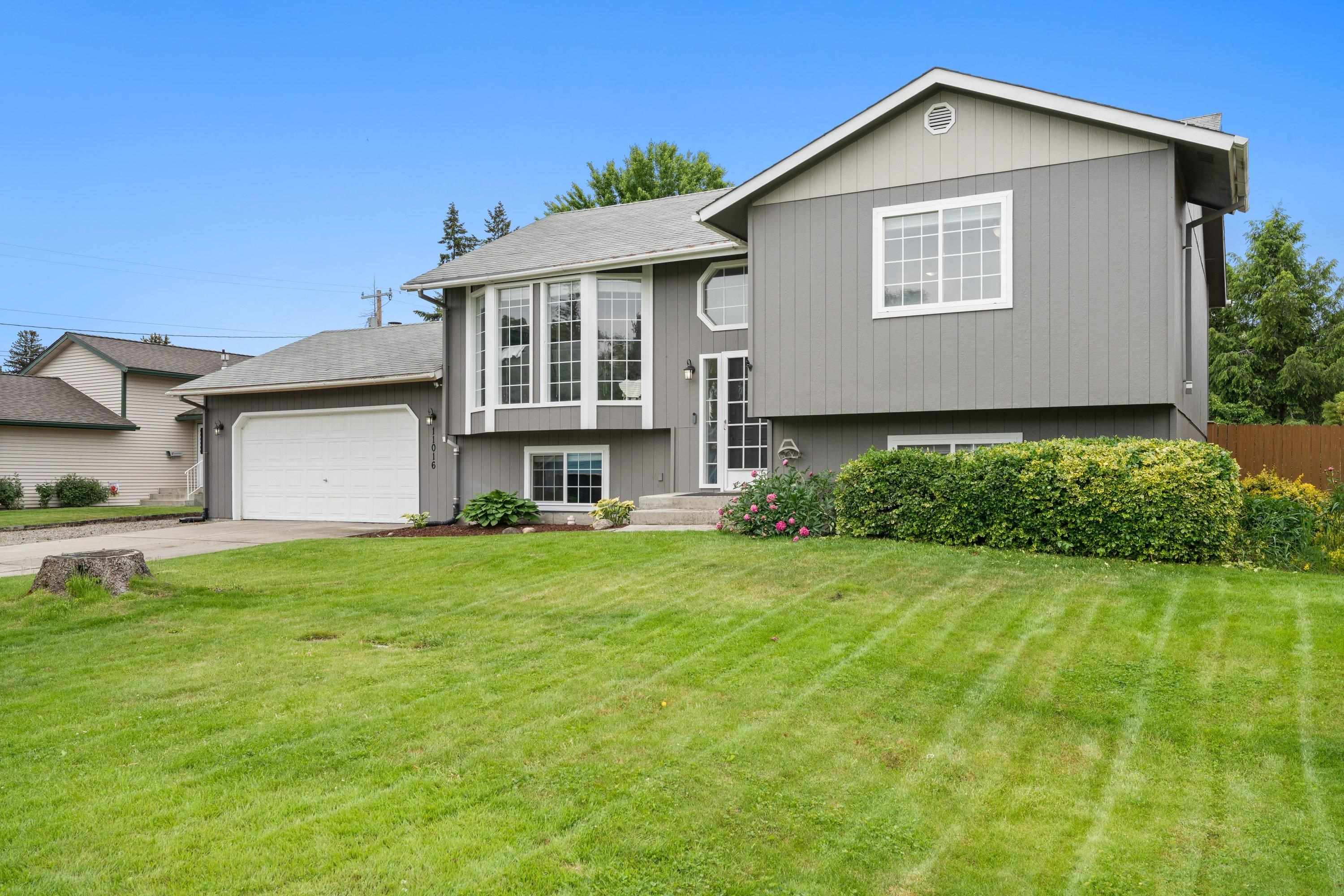11016 E 5th Ct - Photo 3