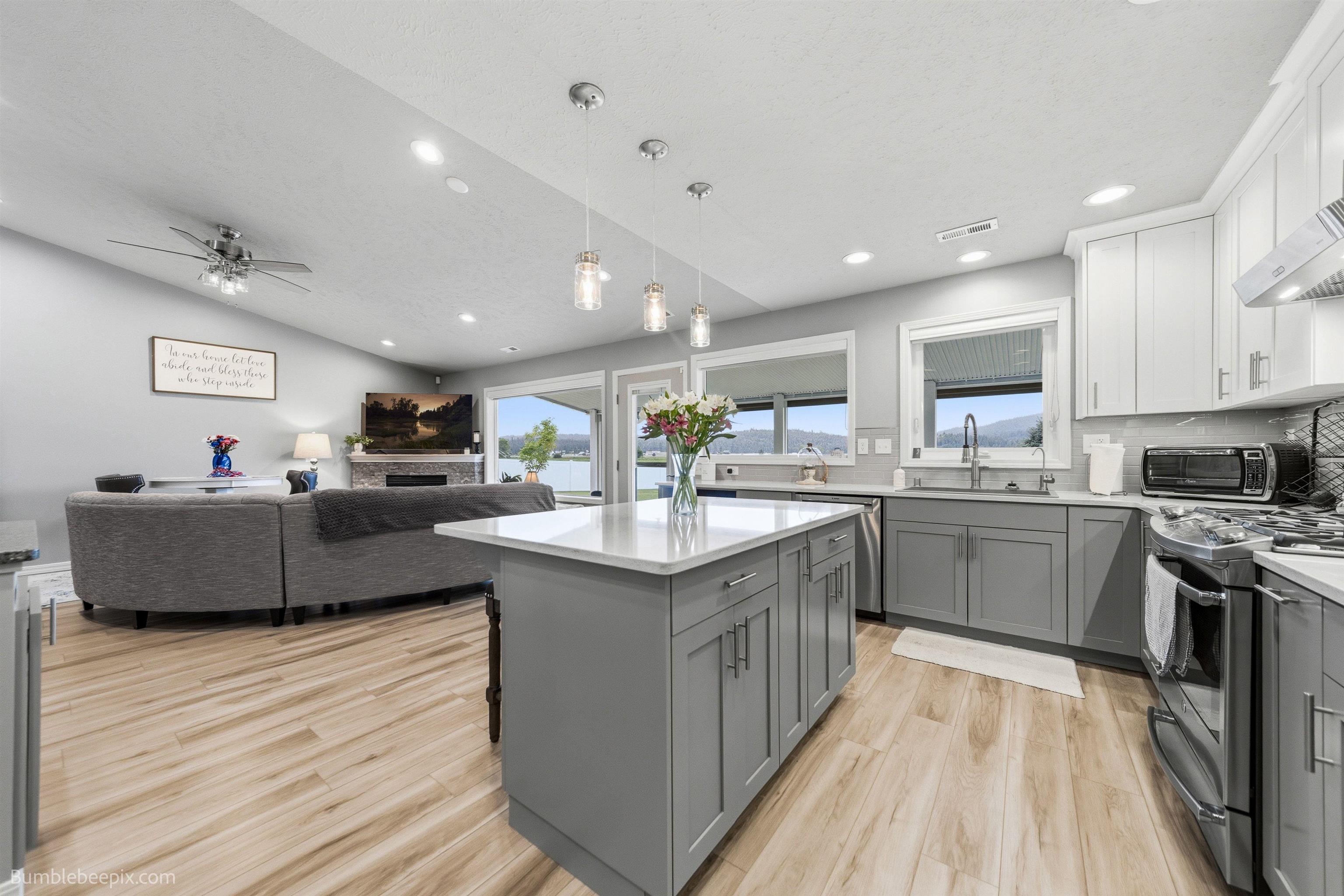 11303 N McCoy Rd - Photo 16