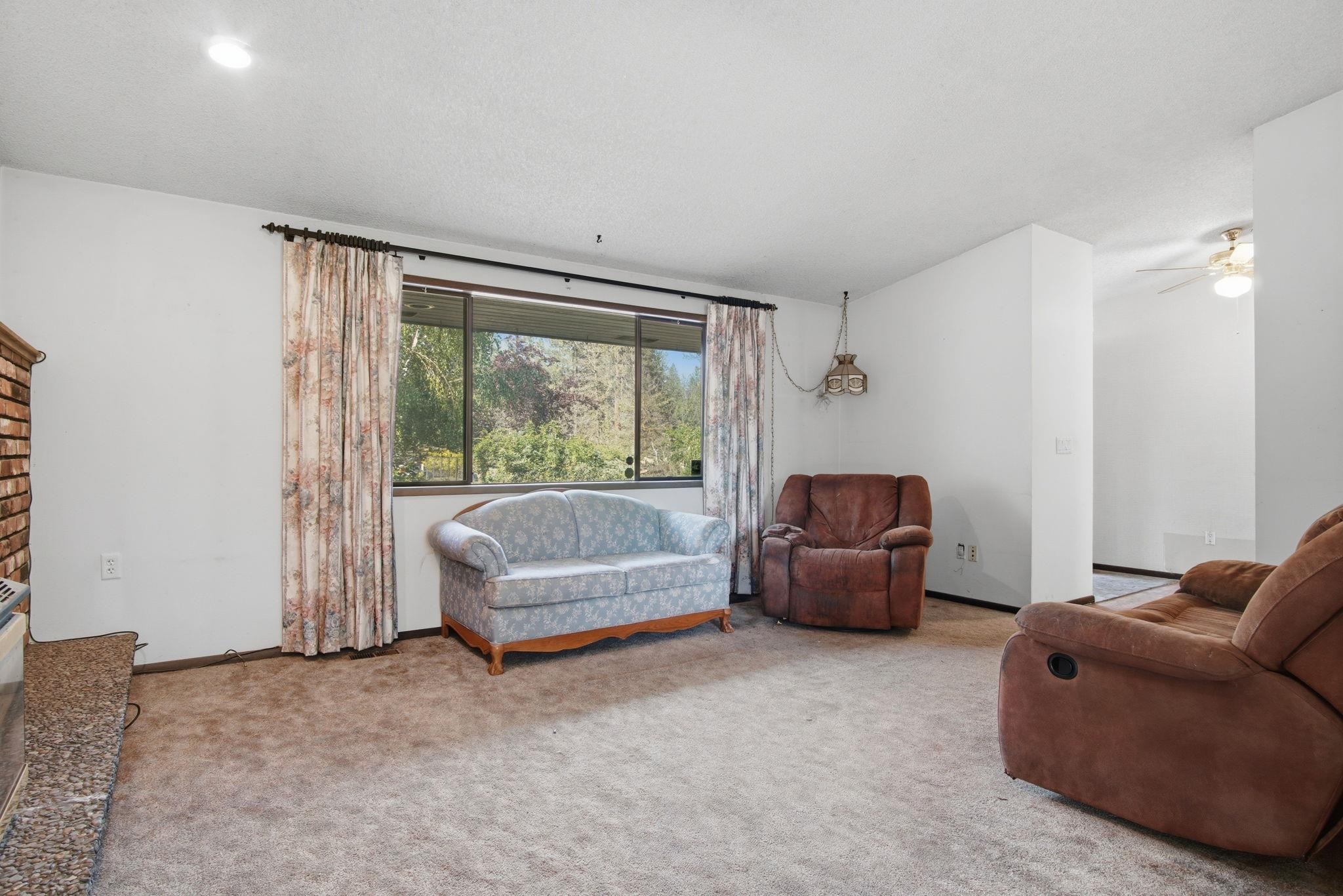 12425 W Meadowview Ln - Photo 5