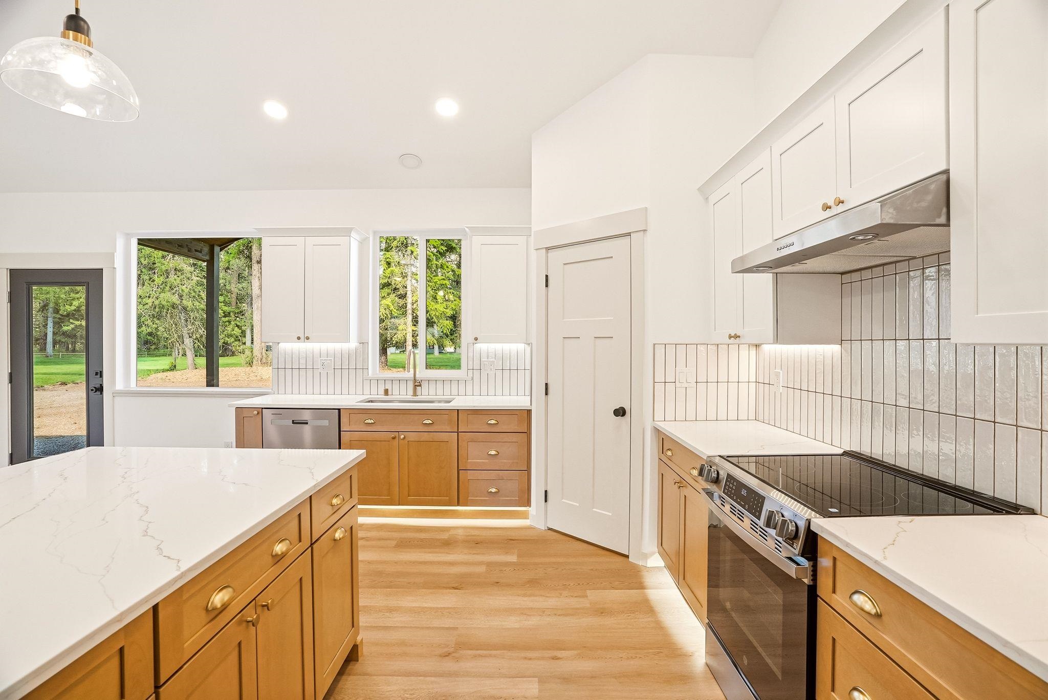241 Hogans Way - Photo 8