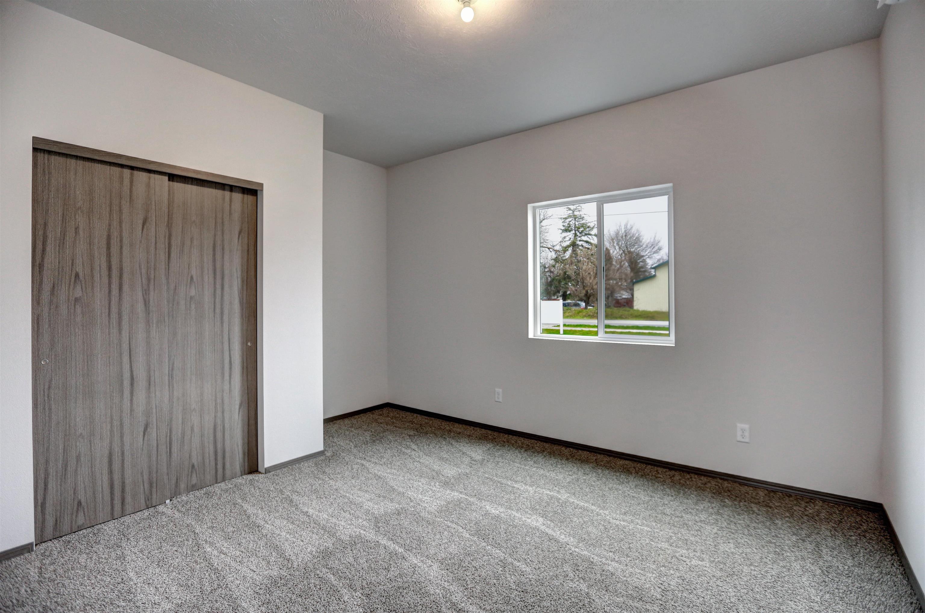 404 N Martini Ln - Photo 14