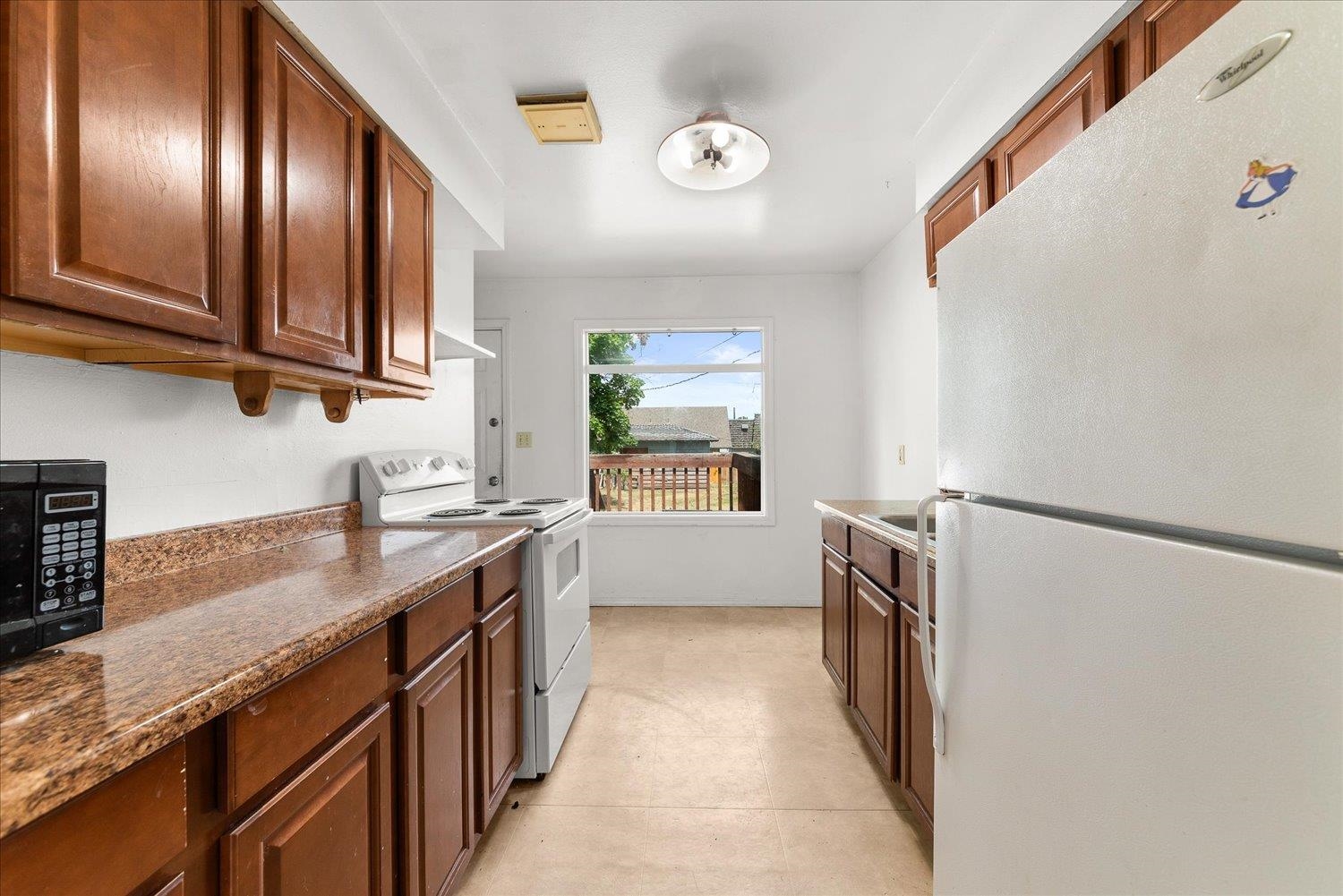 2917 E Marshall Ave - Photo 6