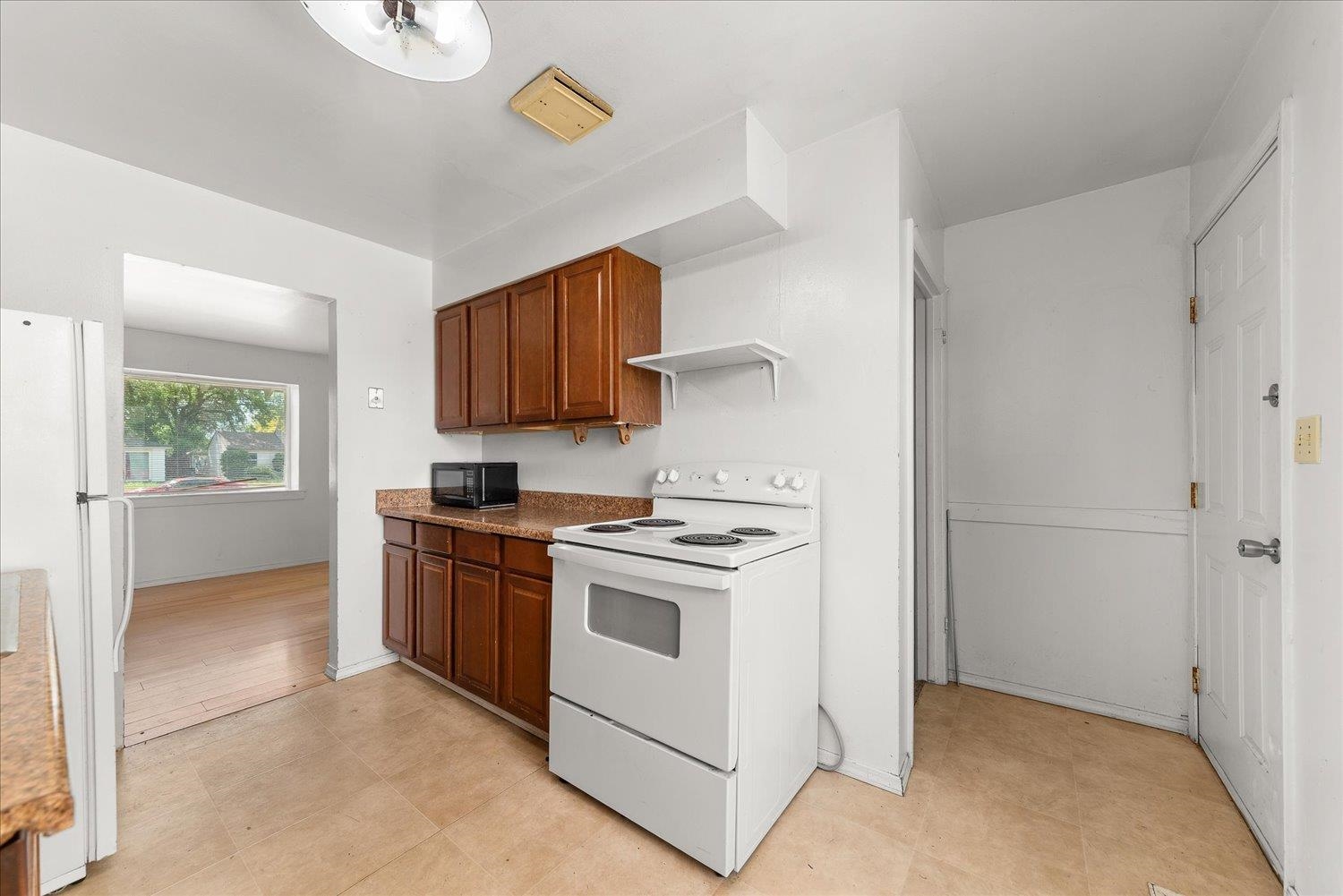 2917 E Marshall Ave - Photo 8