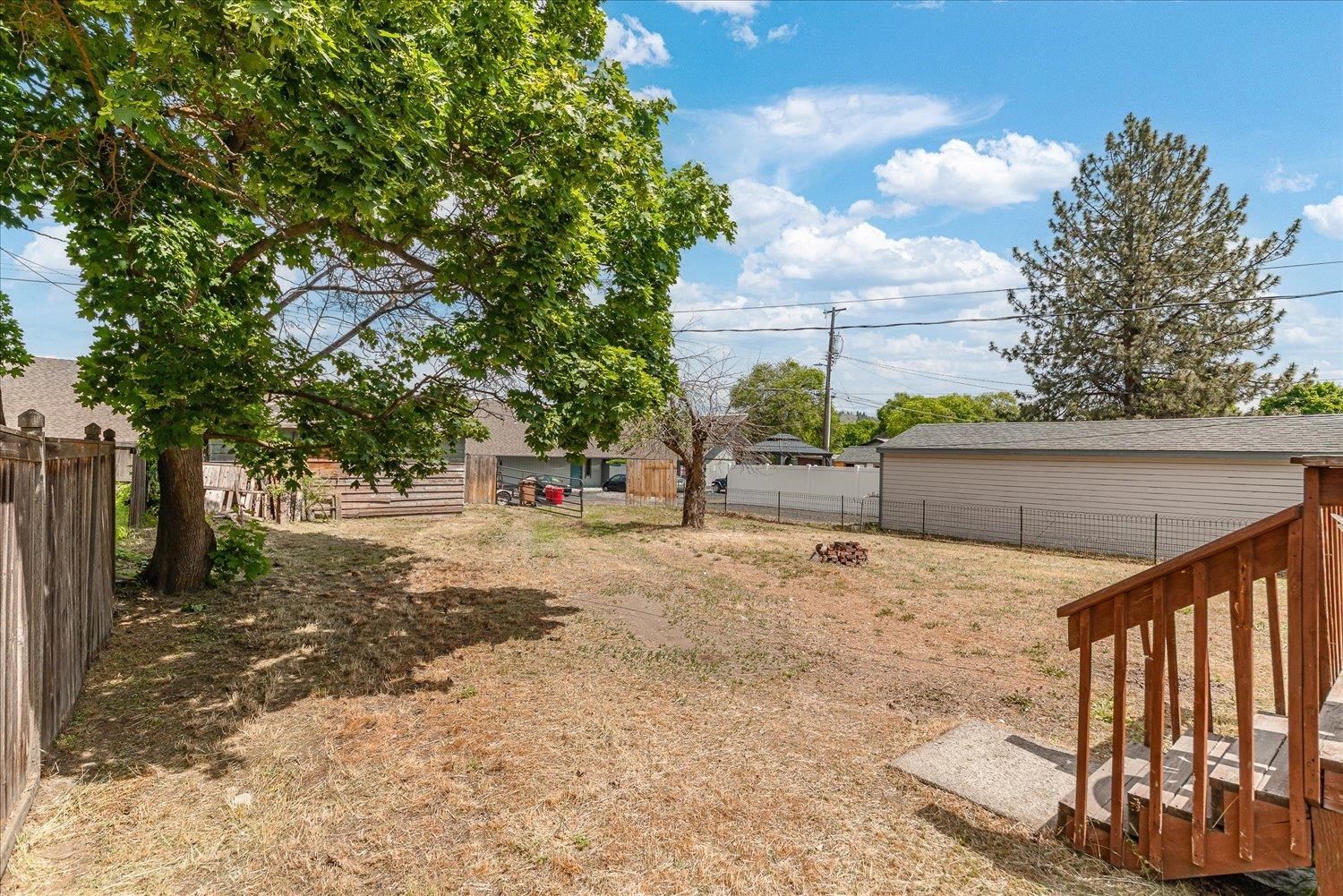 2917 E Marshall Ave - Photo 17