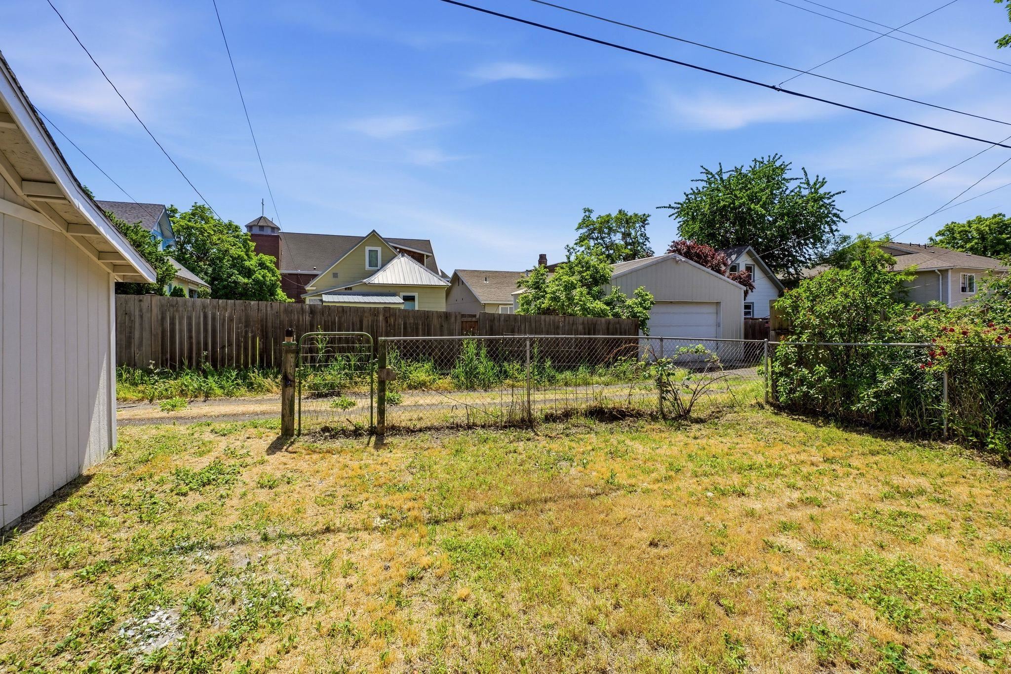 2724 E Diamond Ave - Photo 42