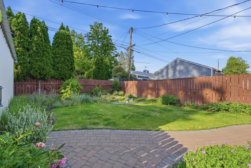 2808 W Upton Ave - Photo 27