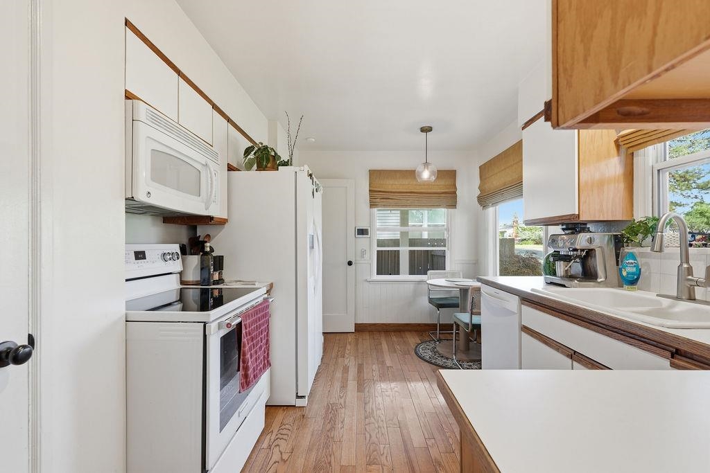 2808 W Upton Ave - Photo 8