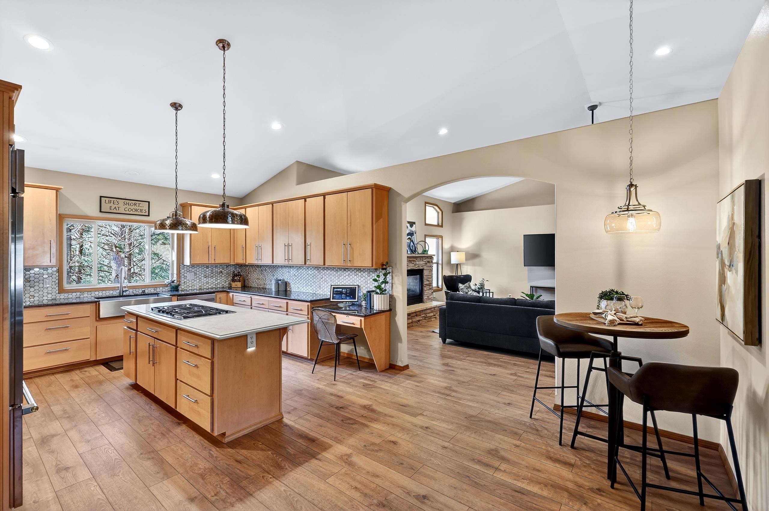 13906 E 39th Ln - Photo 11