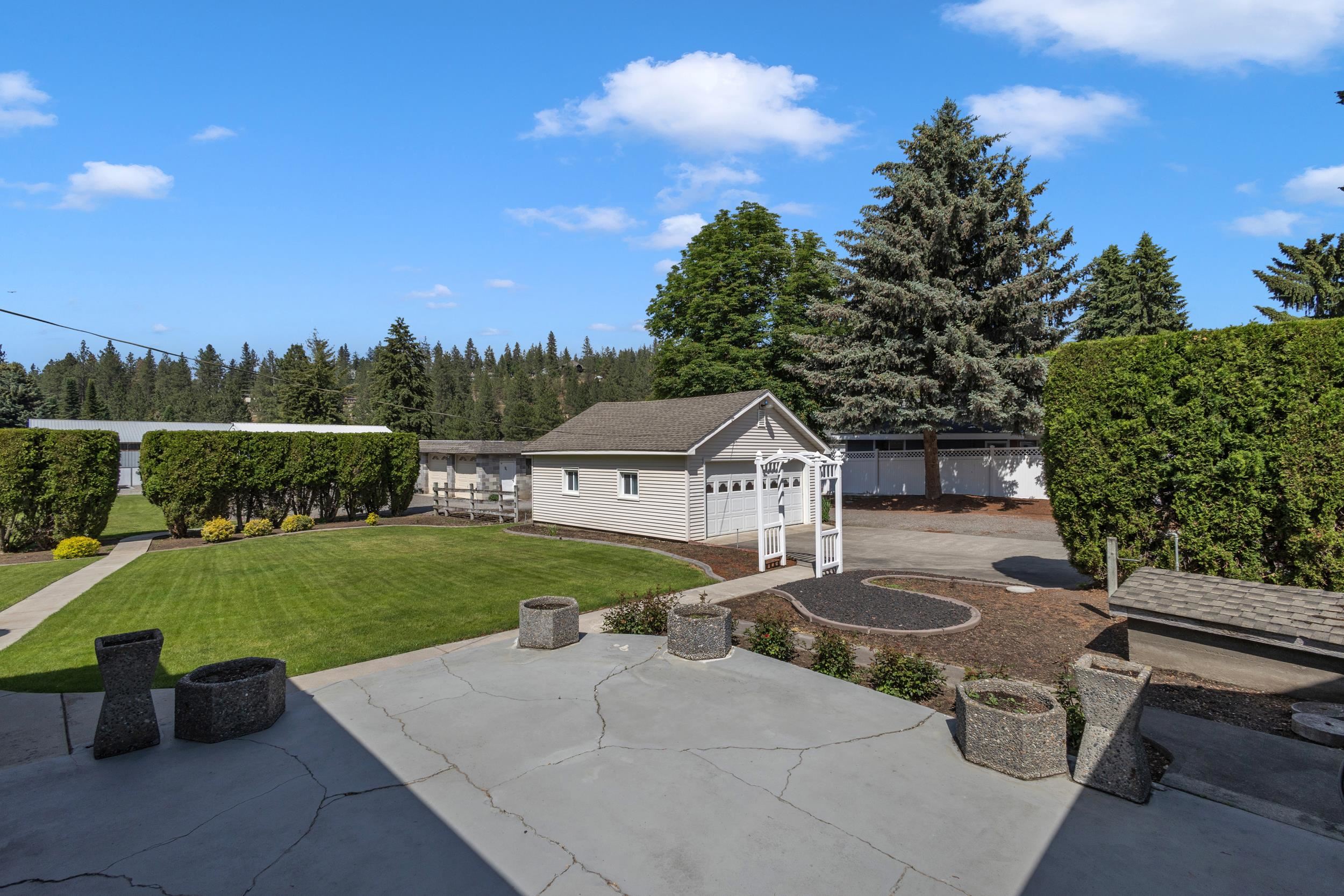 7605 E 18th Ave - Photo 30