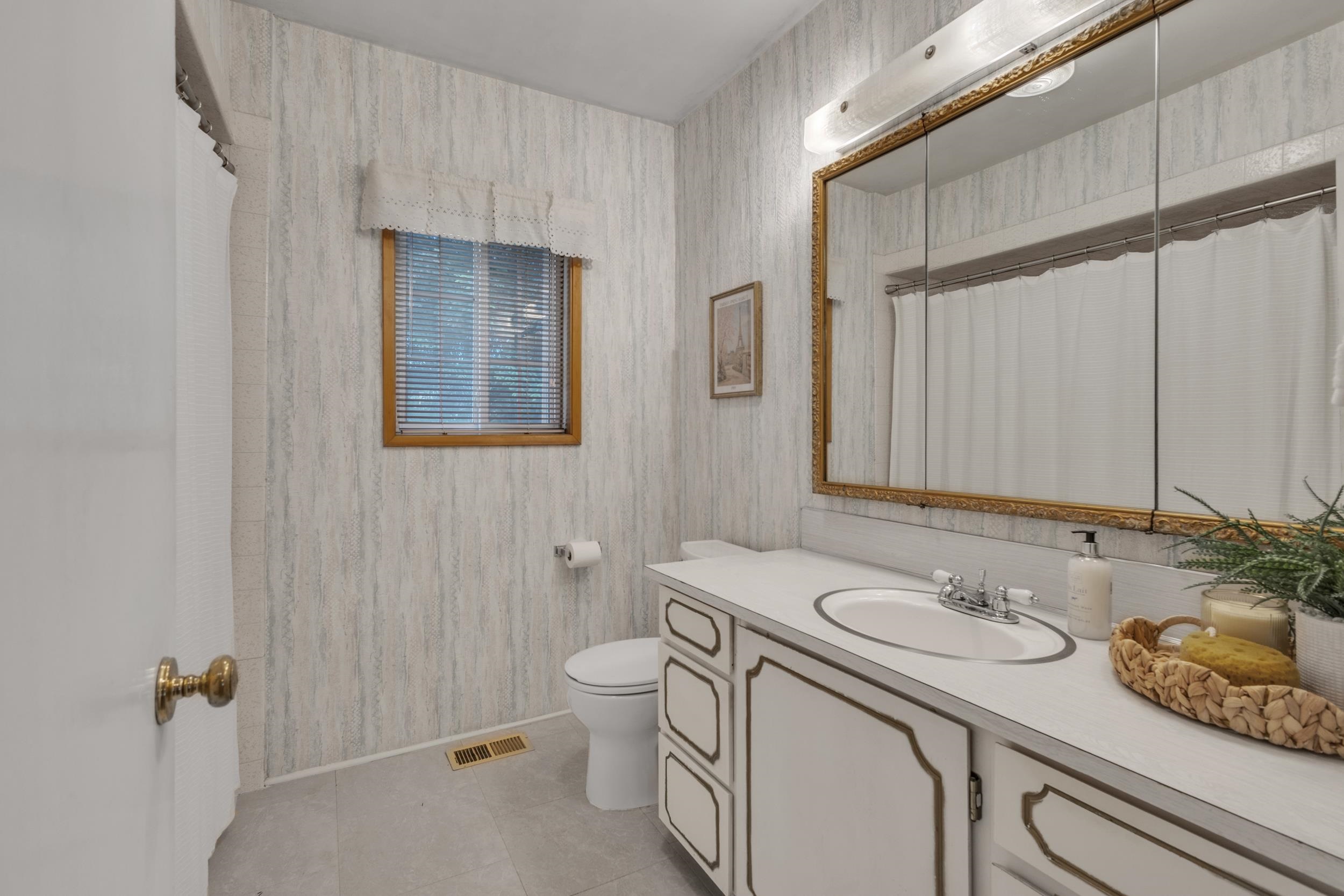 7605 E 18th Ave - Photo 20