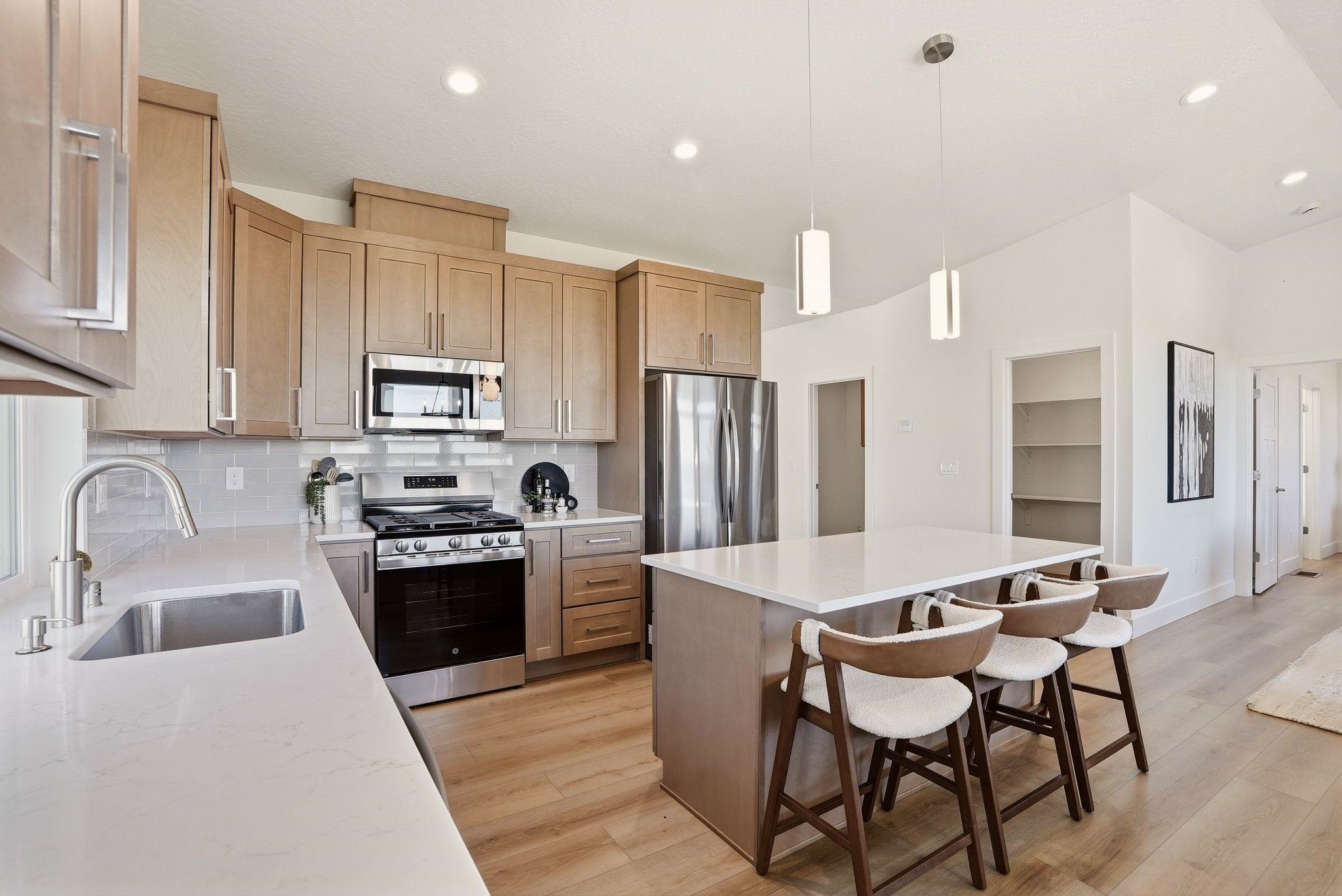 4233 W Tolliver Ct - Photo 9