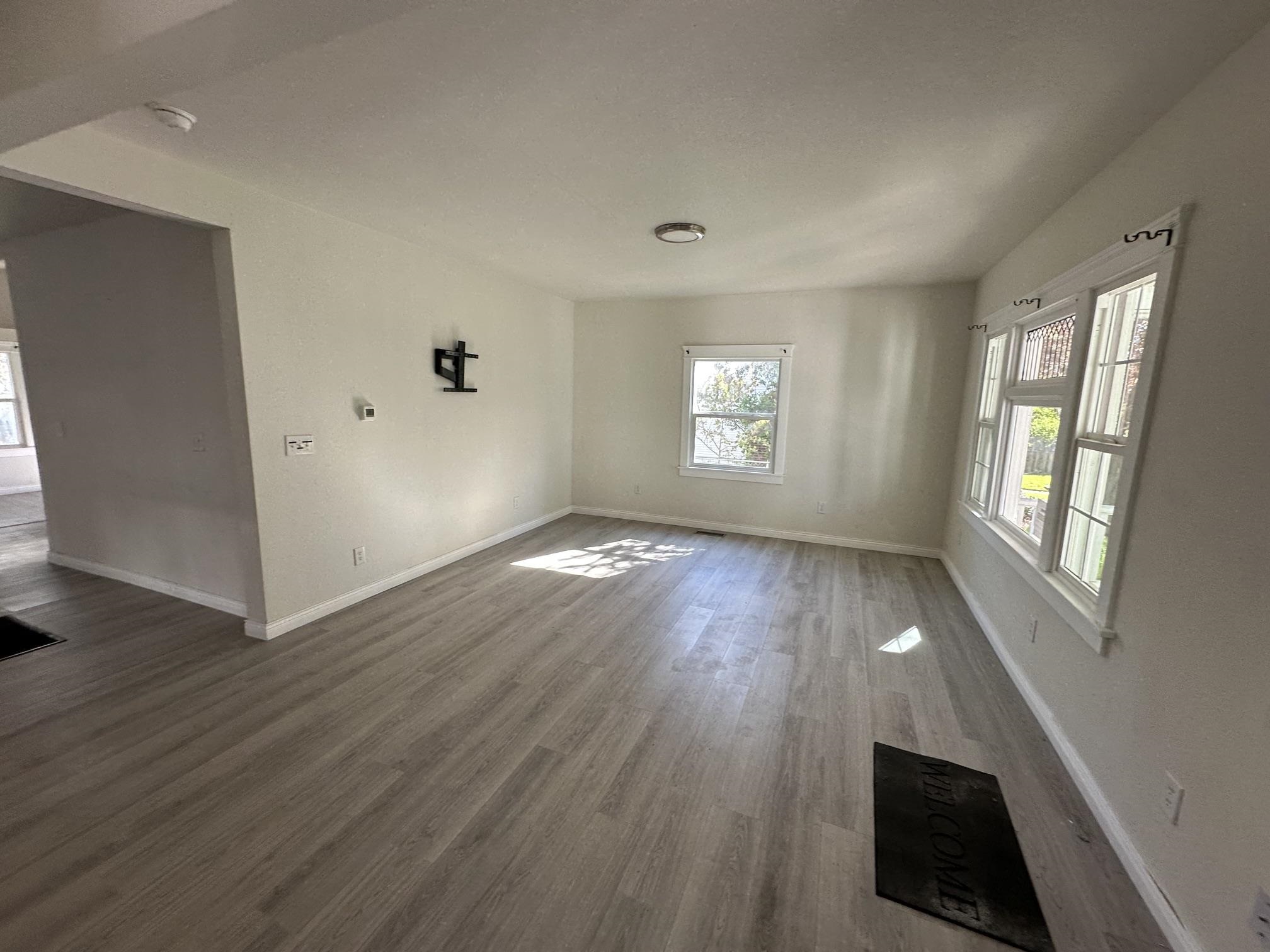 1124 W Mansfield Ave - Photo 4