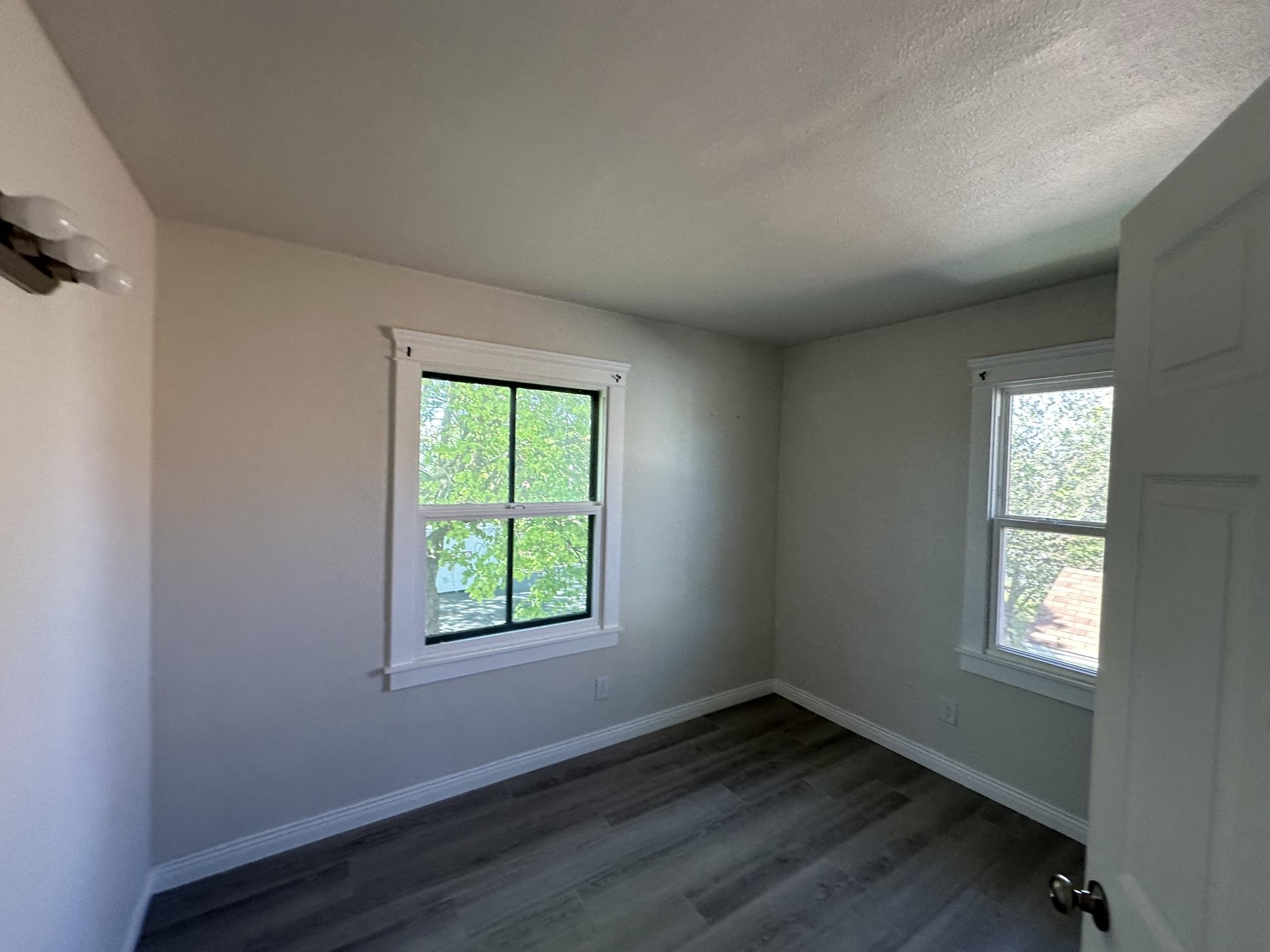 1124 W Mansfield Ave - Photo 16