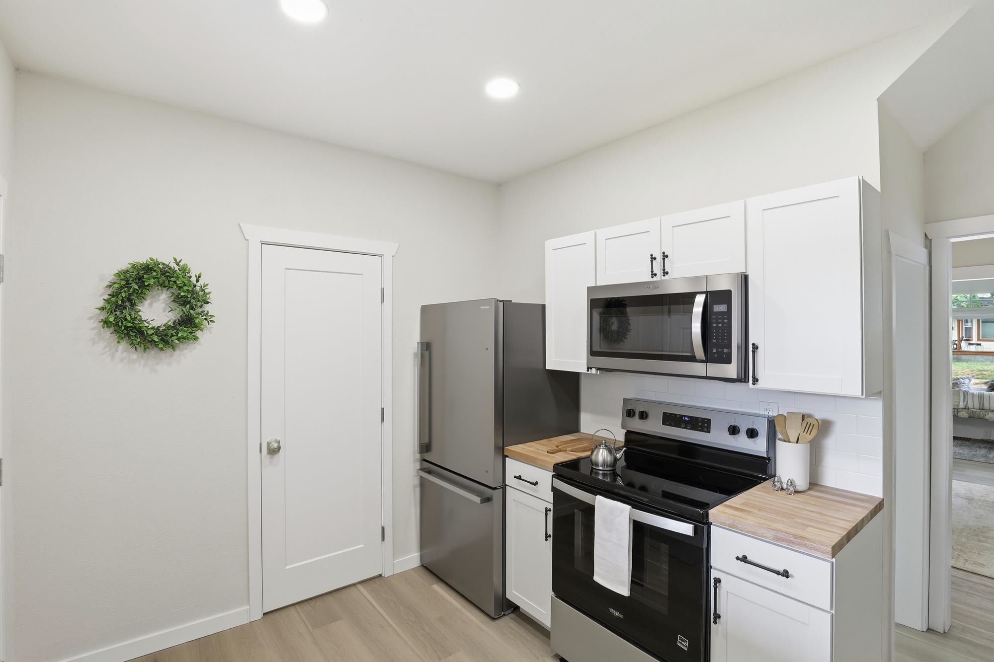 718 E Illinois Ave - Photo 15