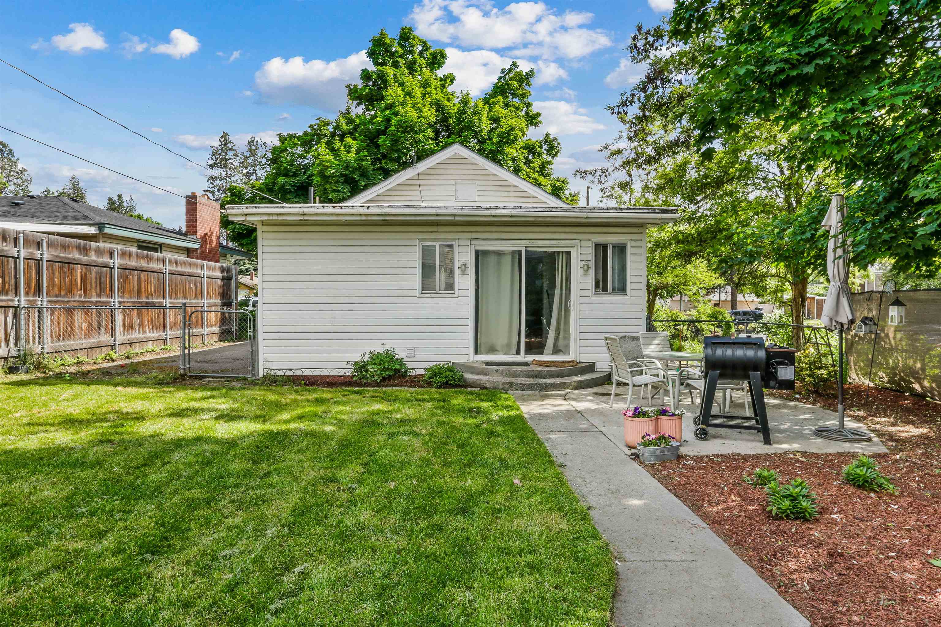2928 W Rockwell Ave - Photo 14