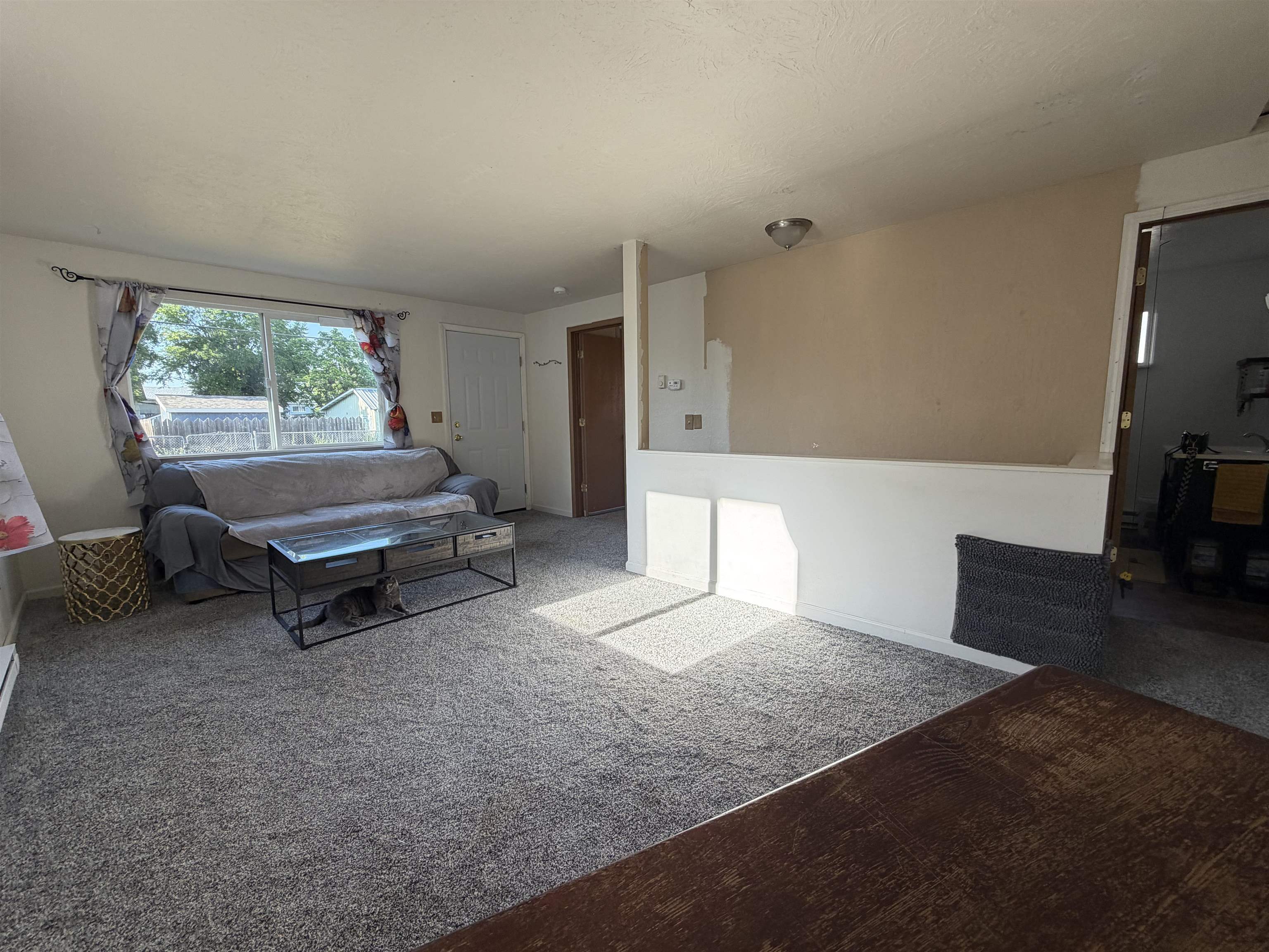915 E Everett Ave - Photo 4