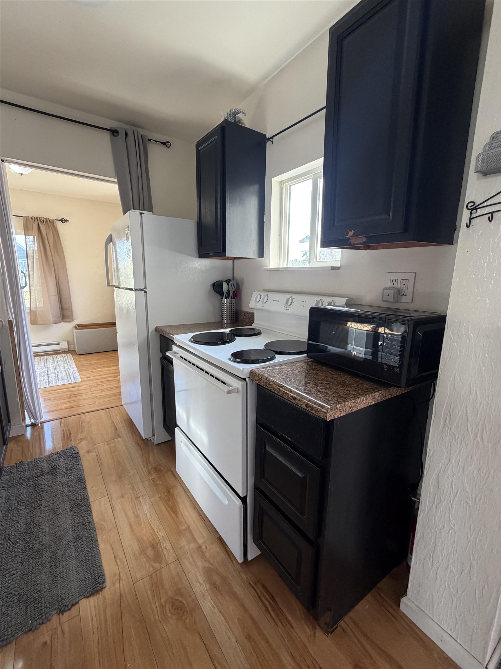 915 E Everett Ave - Photo 7