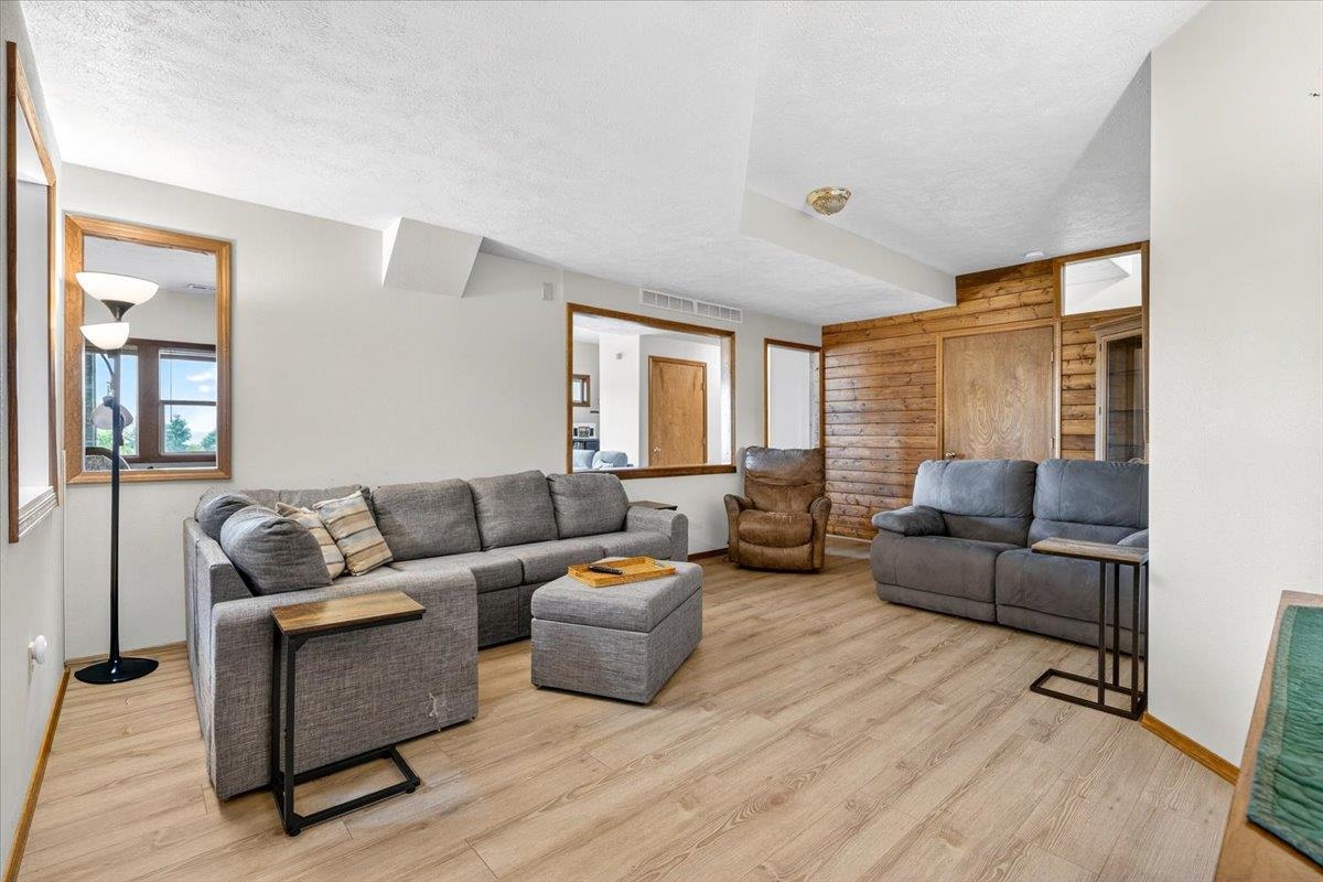 4620 E Orchard Rd - Photo 32