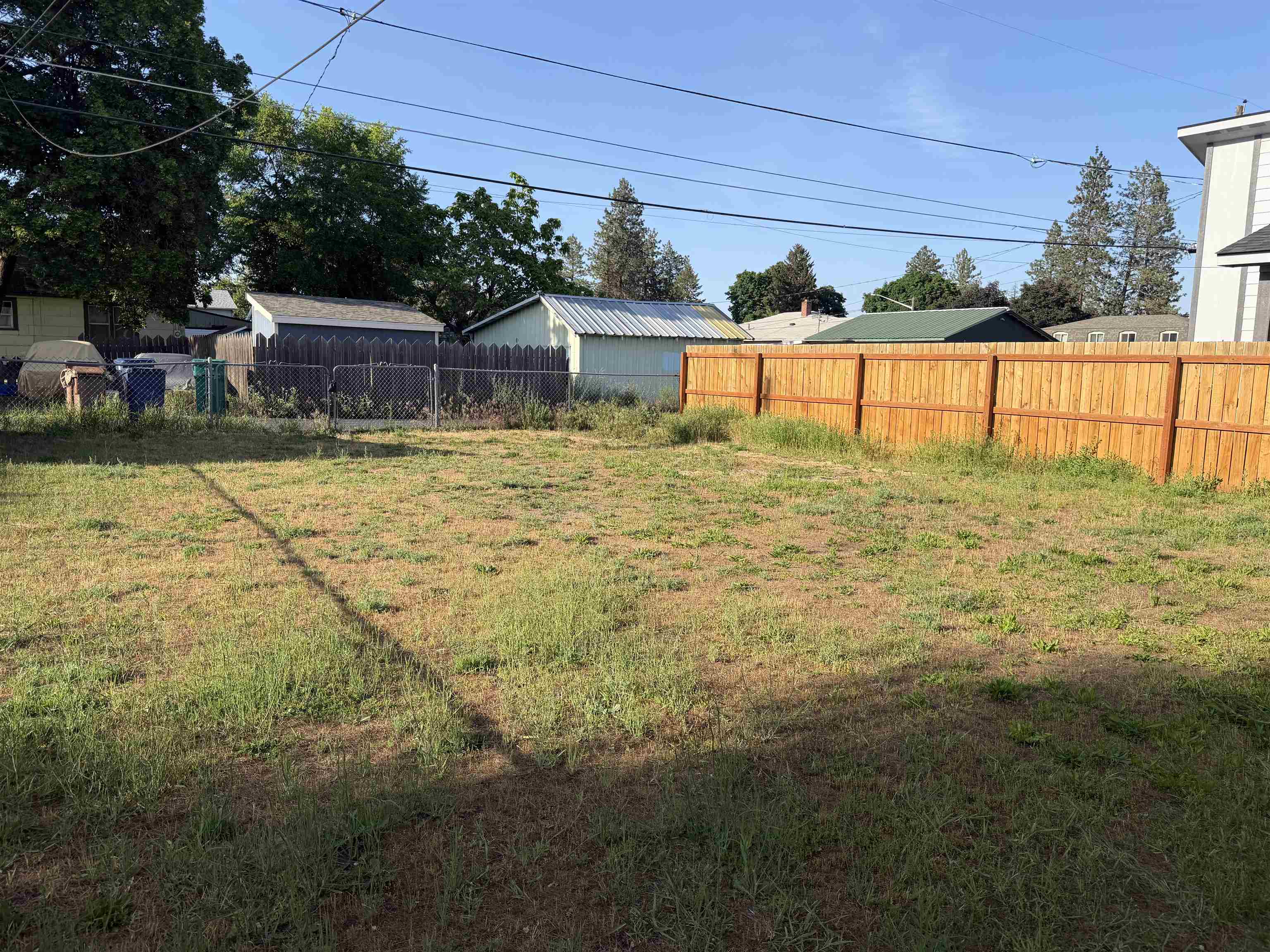 915 E Everett Ave - Photo 18