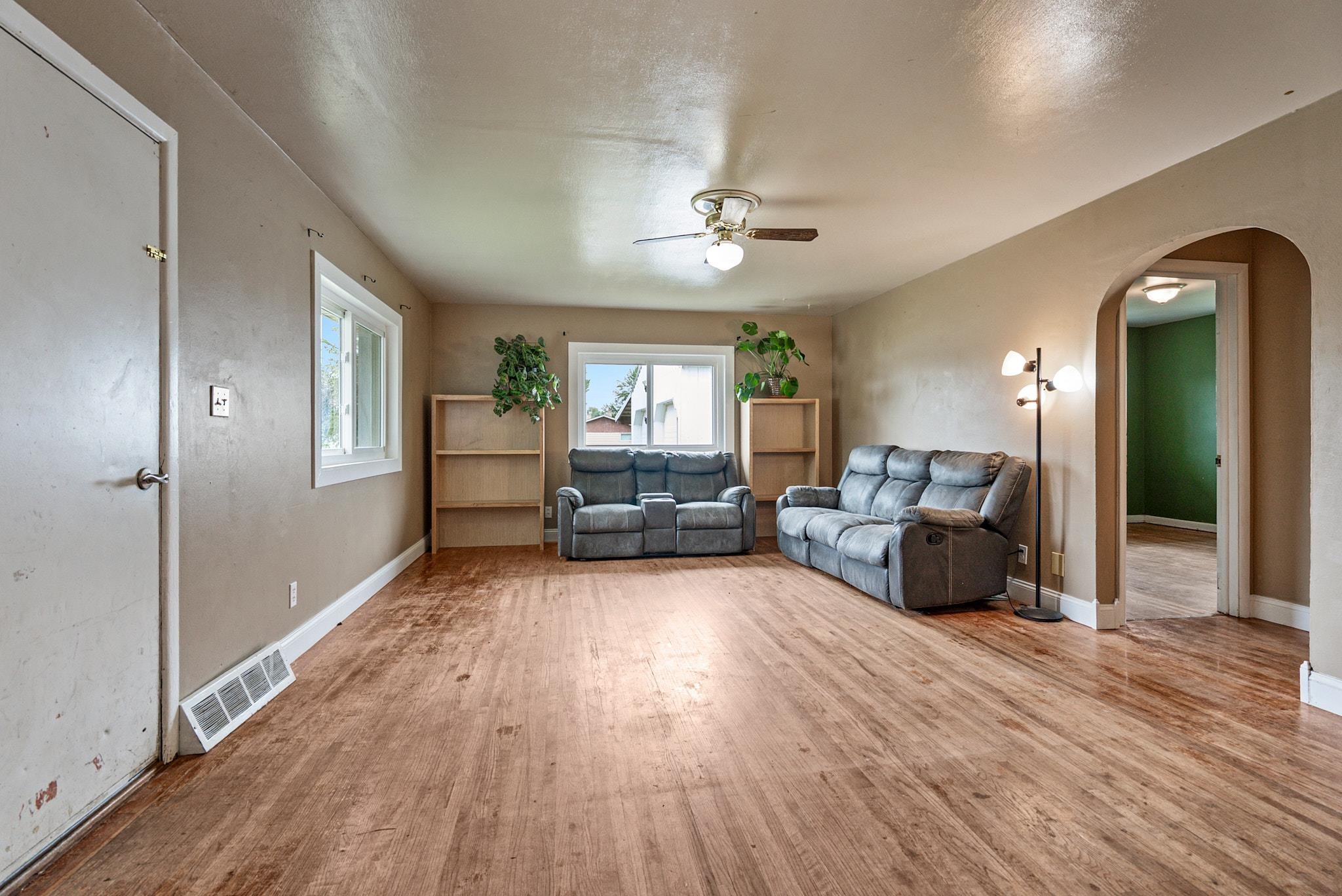1212 N BESSIE Rd - Photo 8