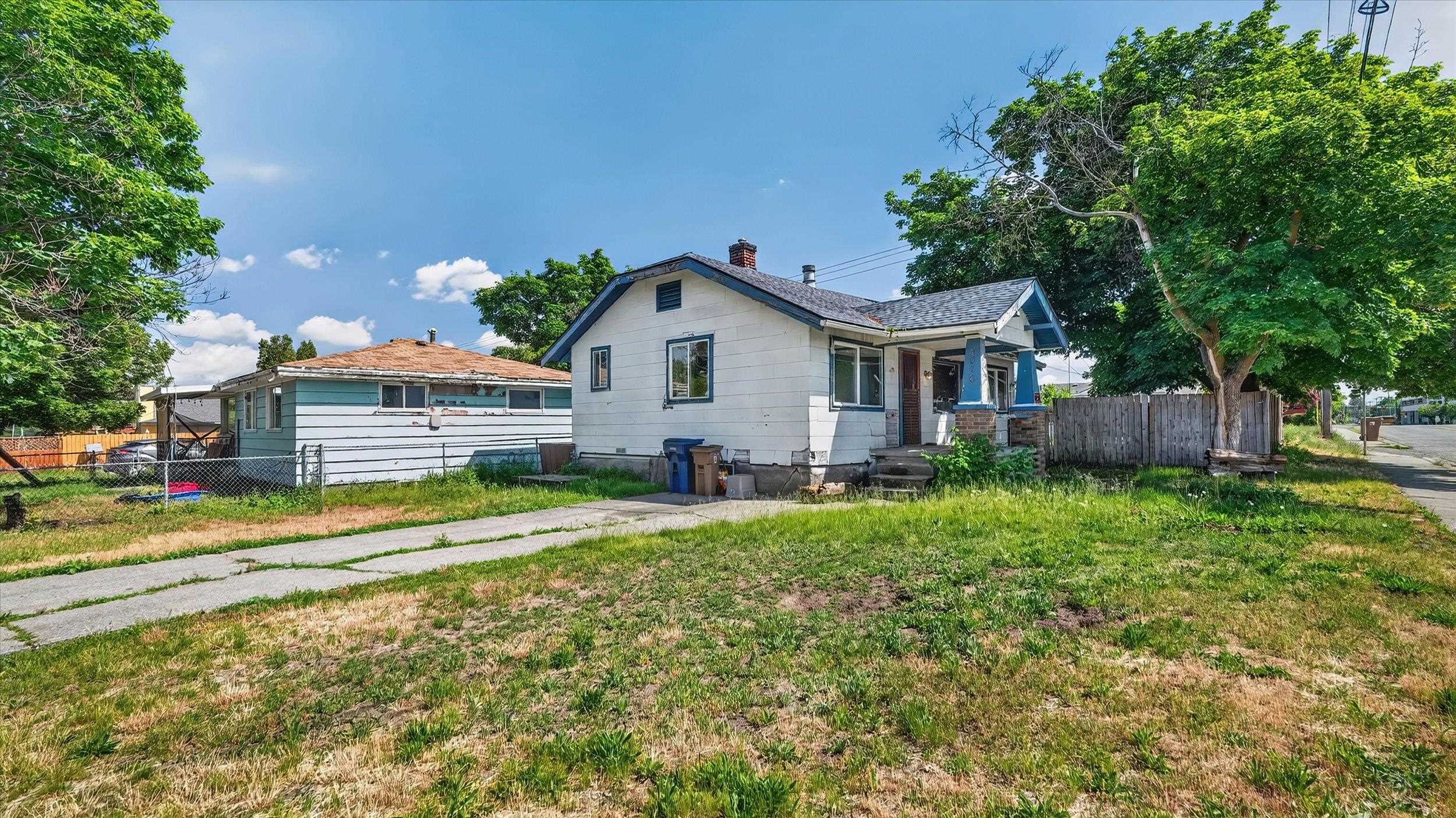 5016 N Lidgerwood St - Photo 3