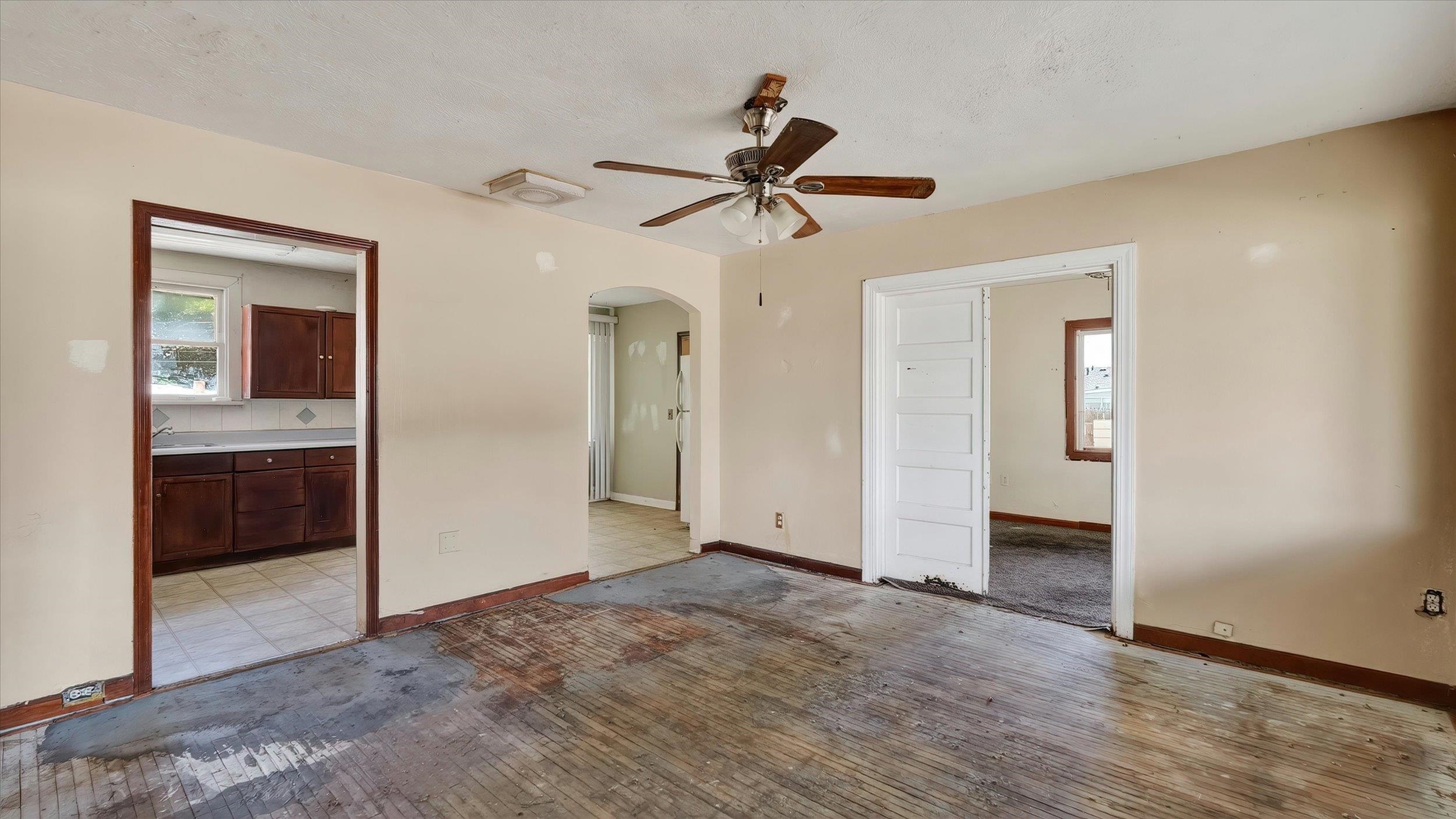 5016 N Lidgerwood St - Photo 6