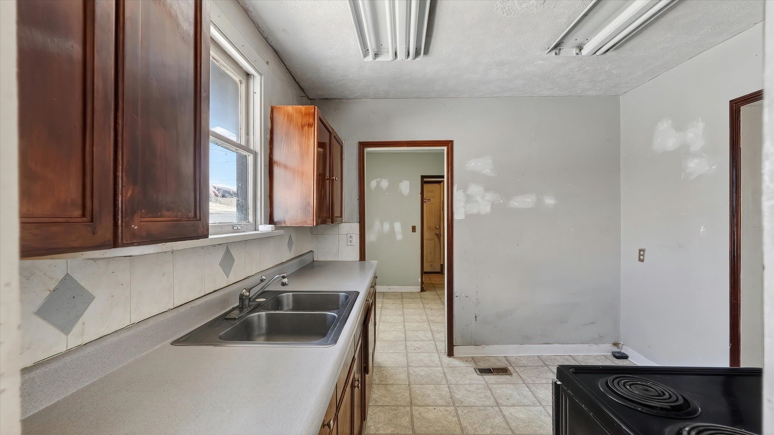 5016 N Lidgerwood St - Photo 17