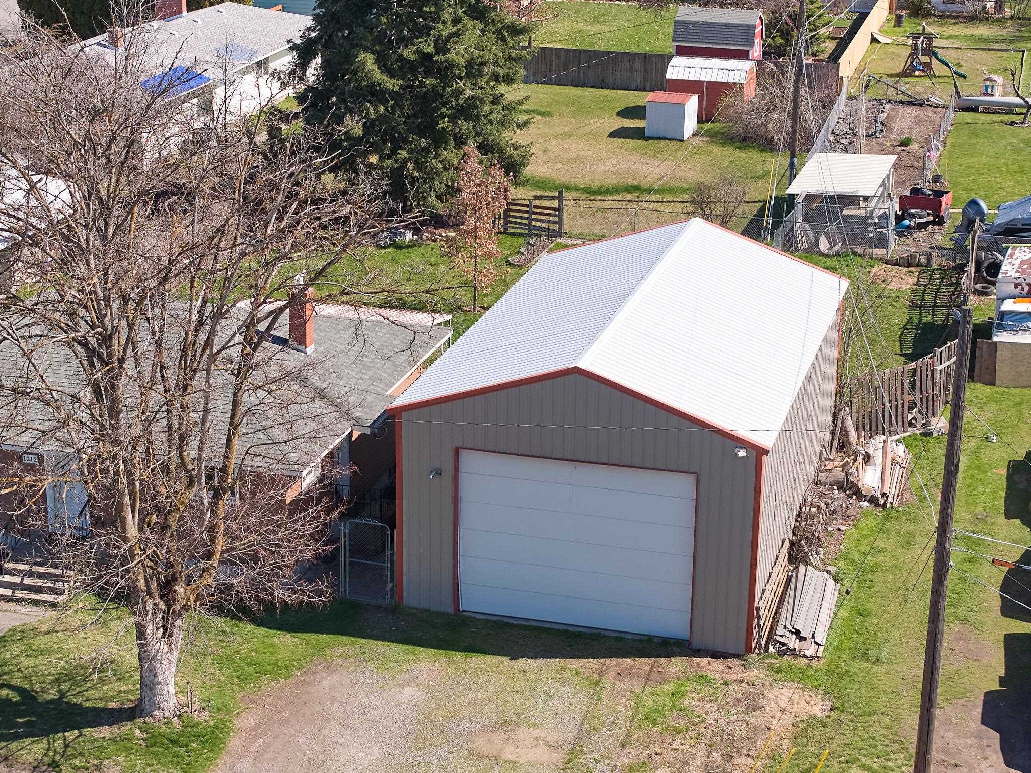 1212 N BESSIE Rd - Photo 38