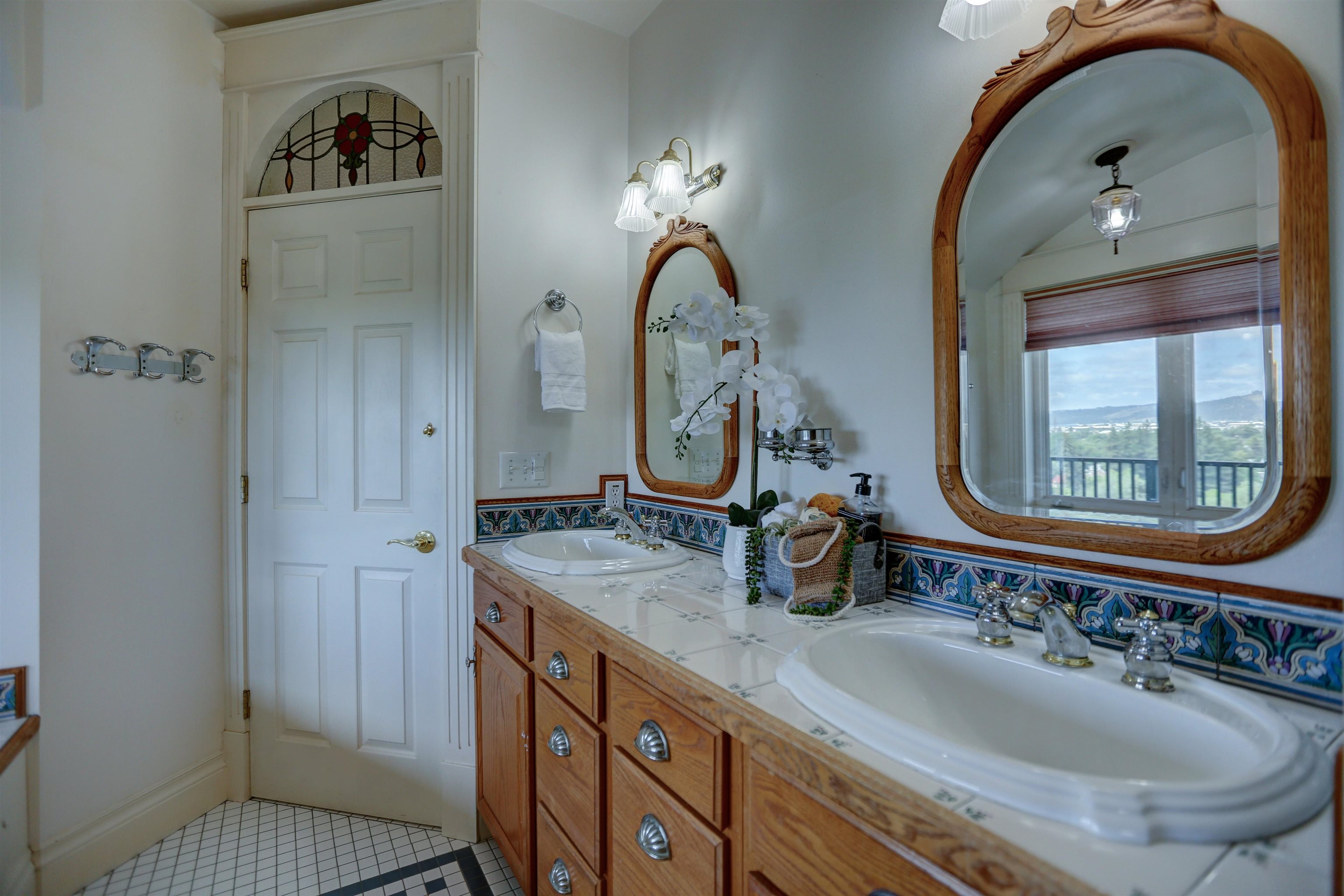 2424 E 9th Ave - Photo 34