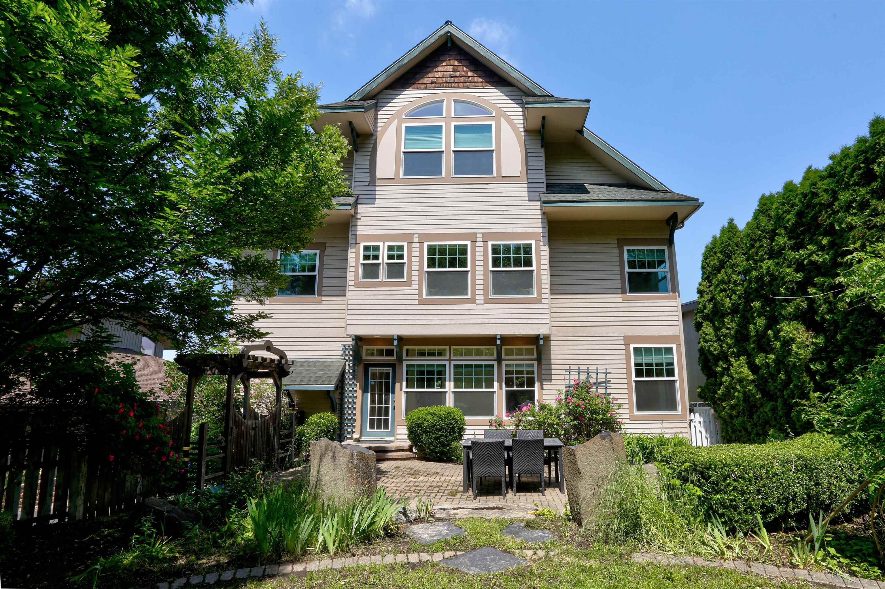 2424 E 9th Ave - Photo 45