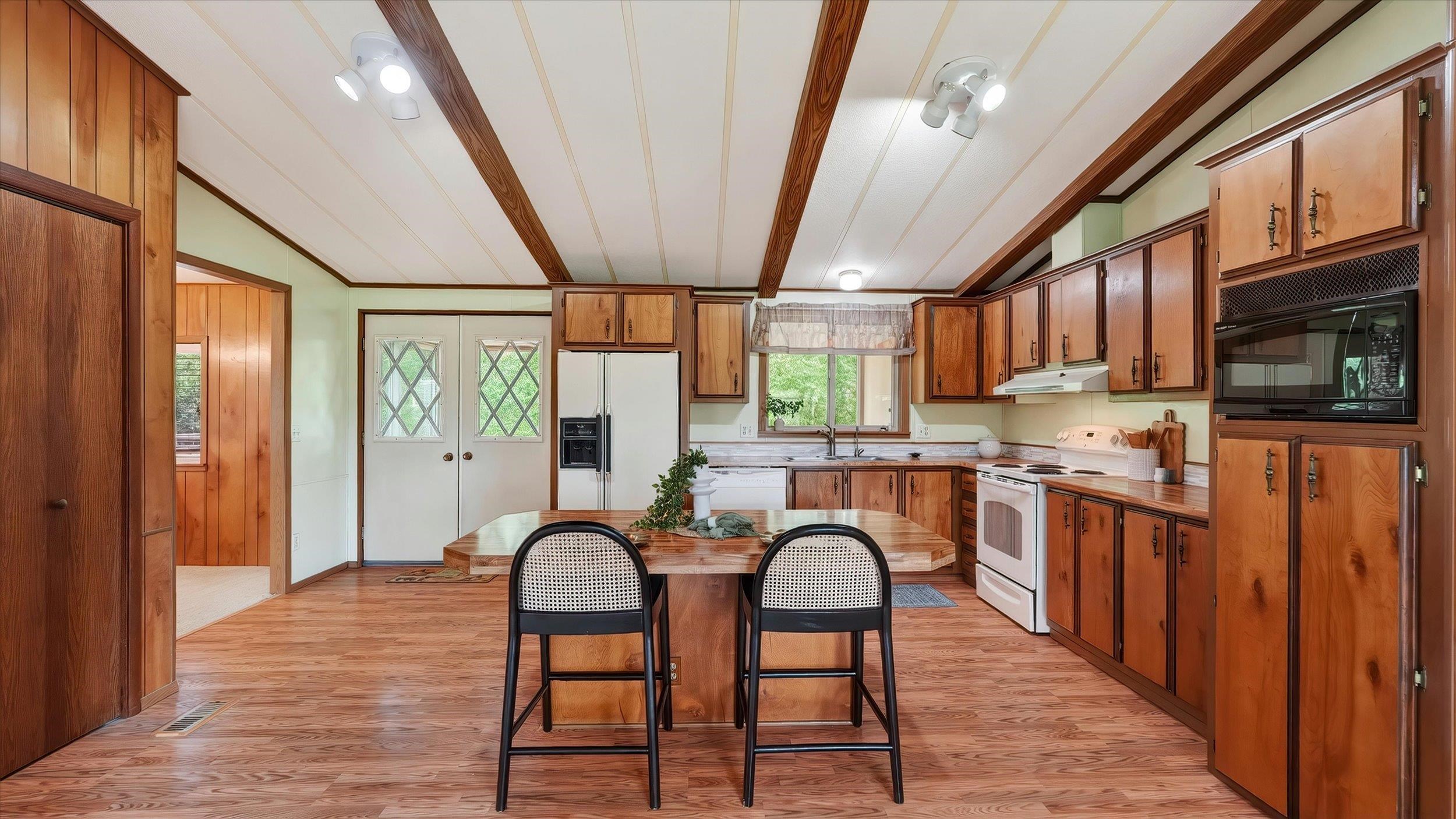 21916 W Mallard Bay Ln - Photo 12